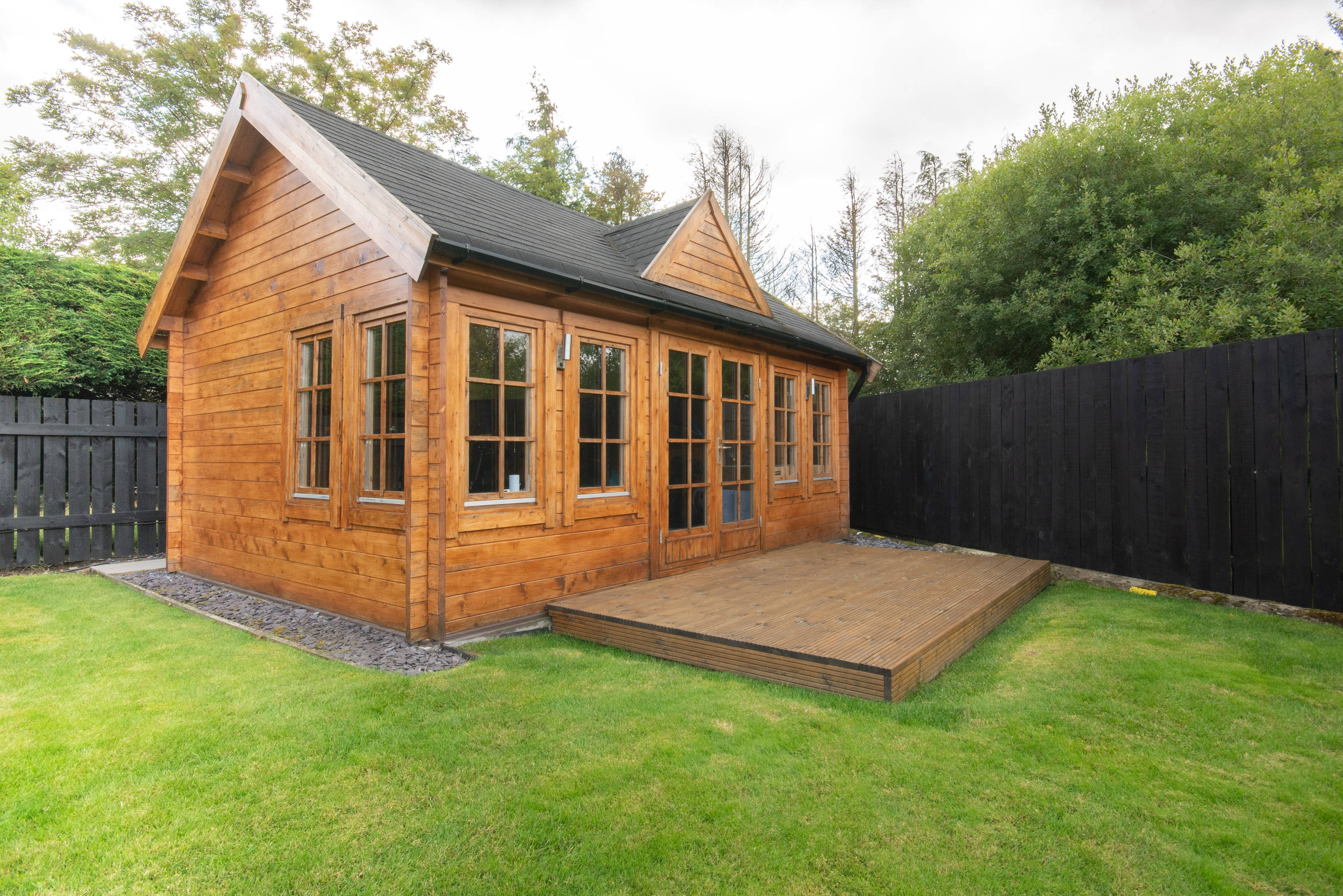 Log Cabin