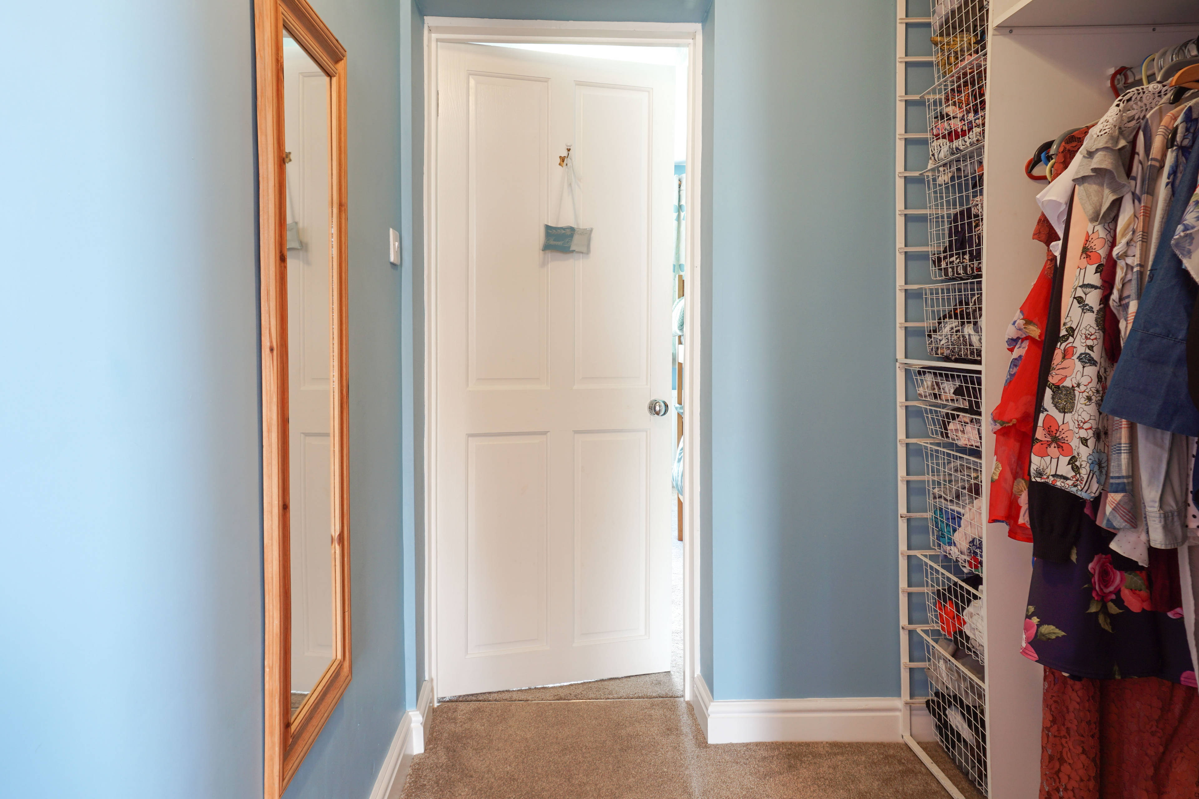 Walk-in Wardrobe