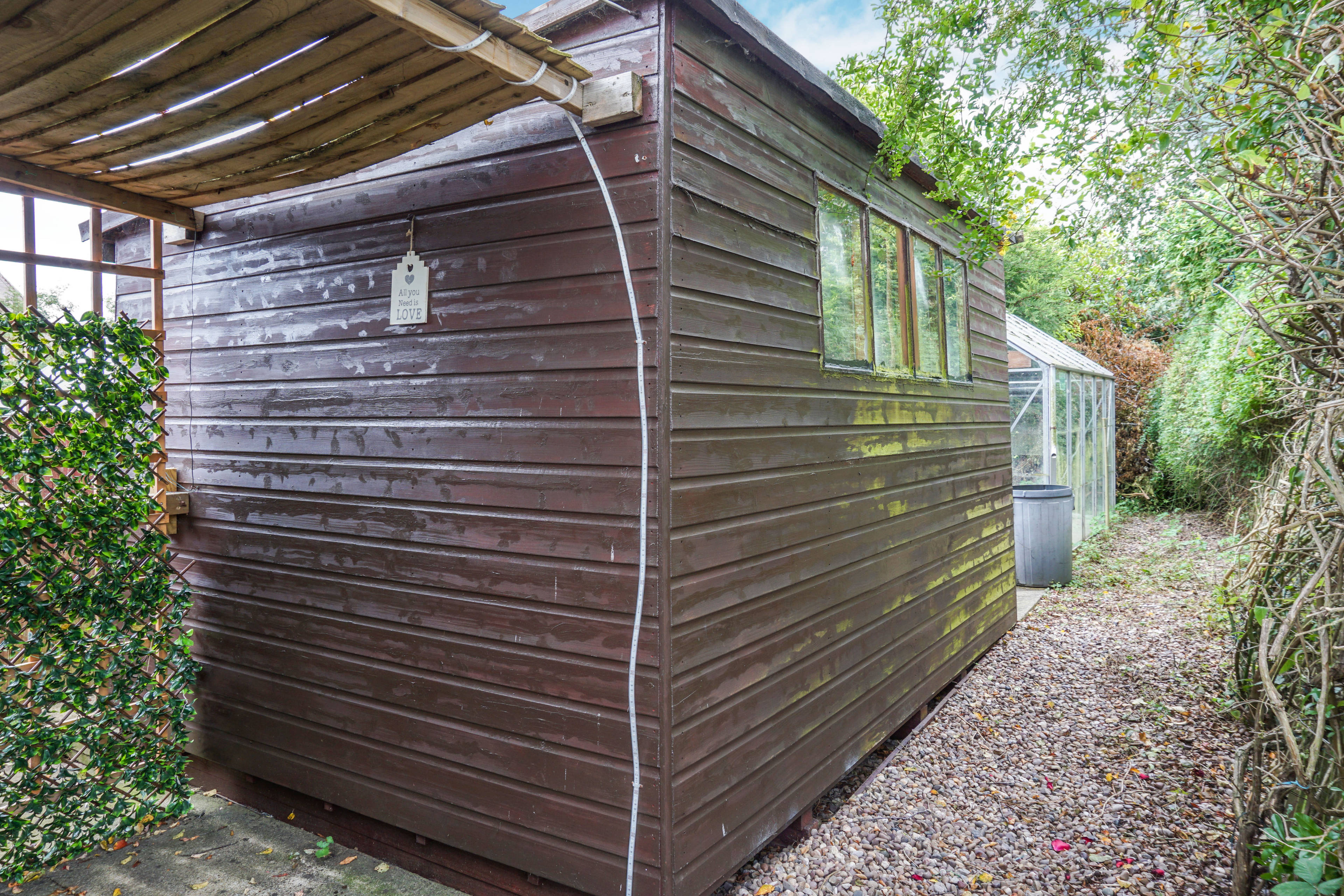 Shed