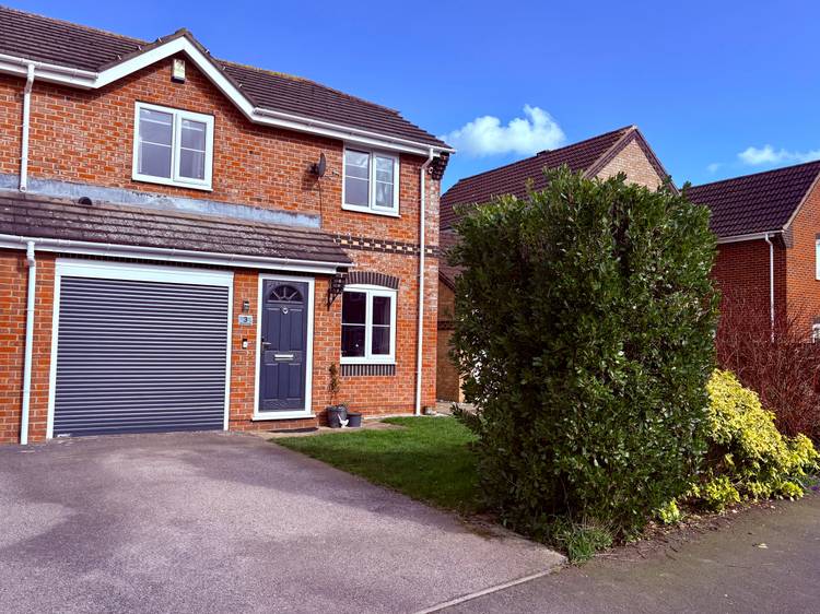 3 bedroom semi-detached house
