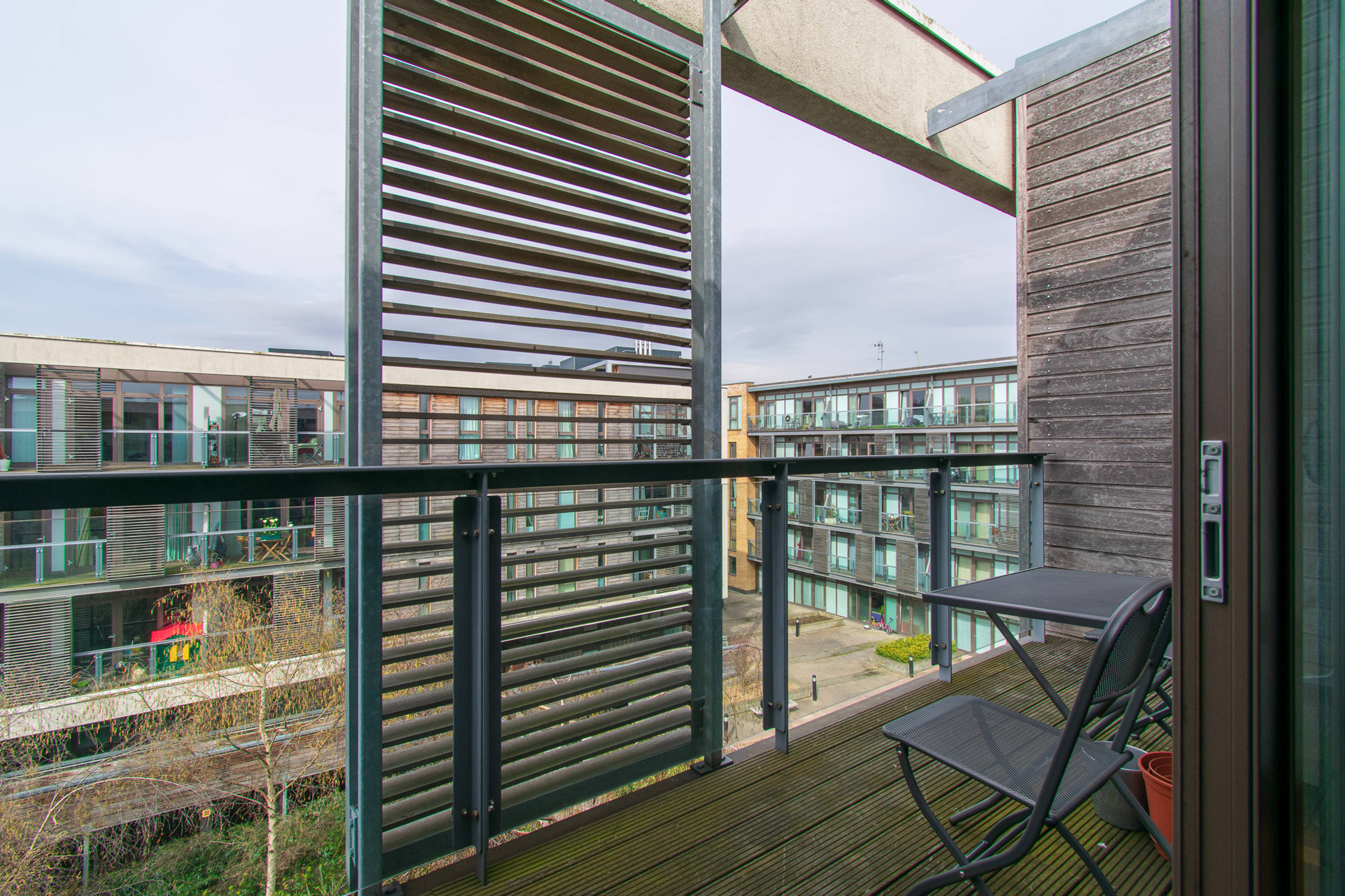 balcony