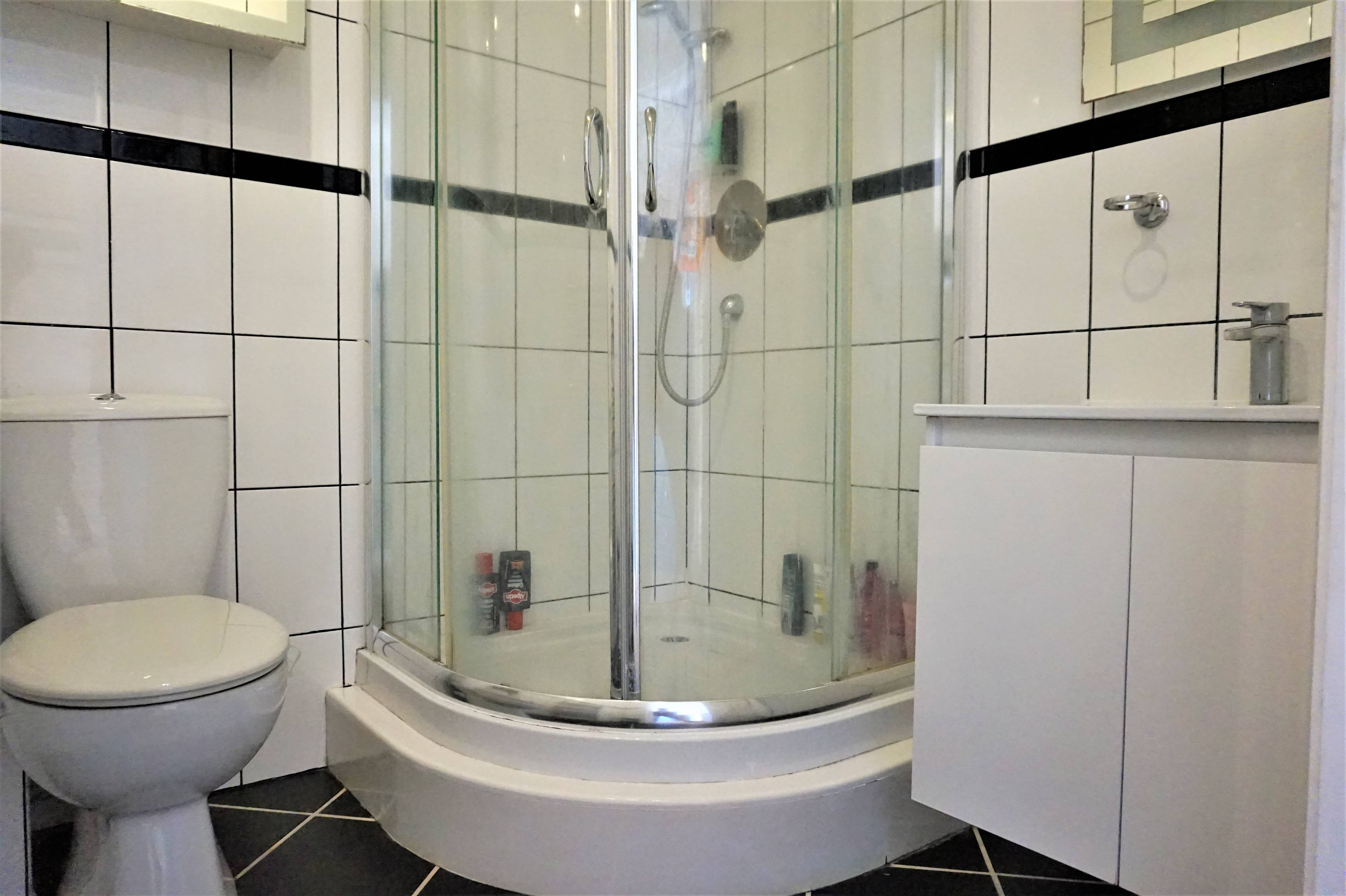 Master En-suite
