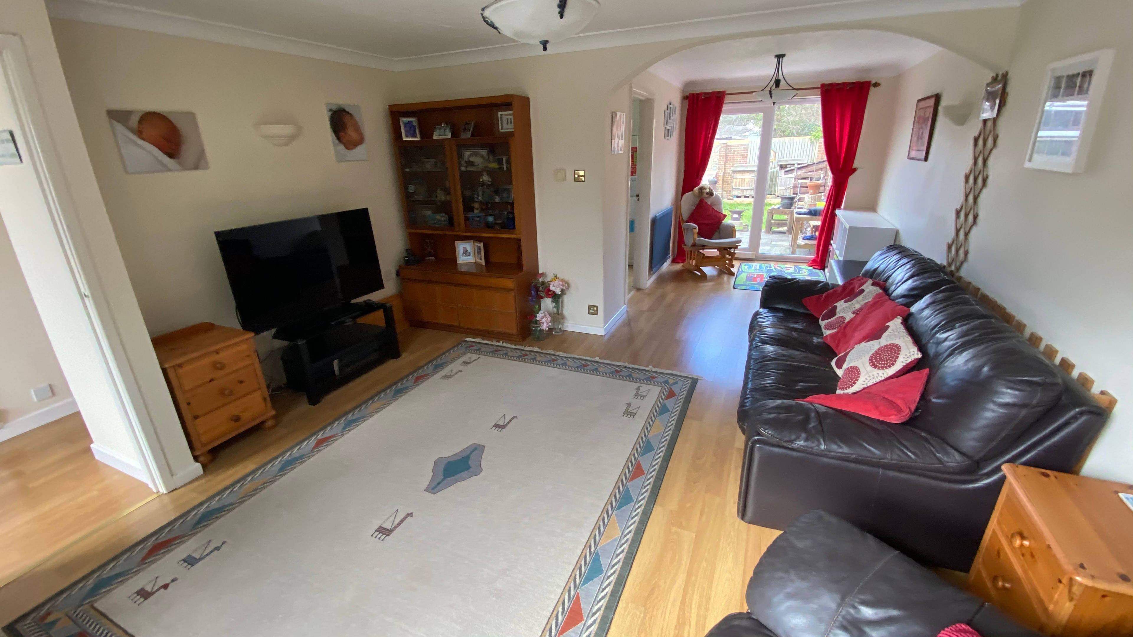Lounge/Dining Room