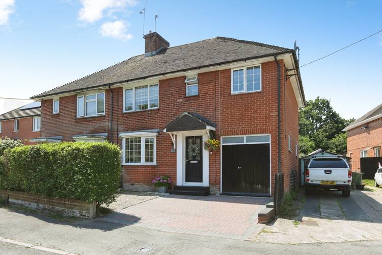 4 bedroom semi-detached house