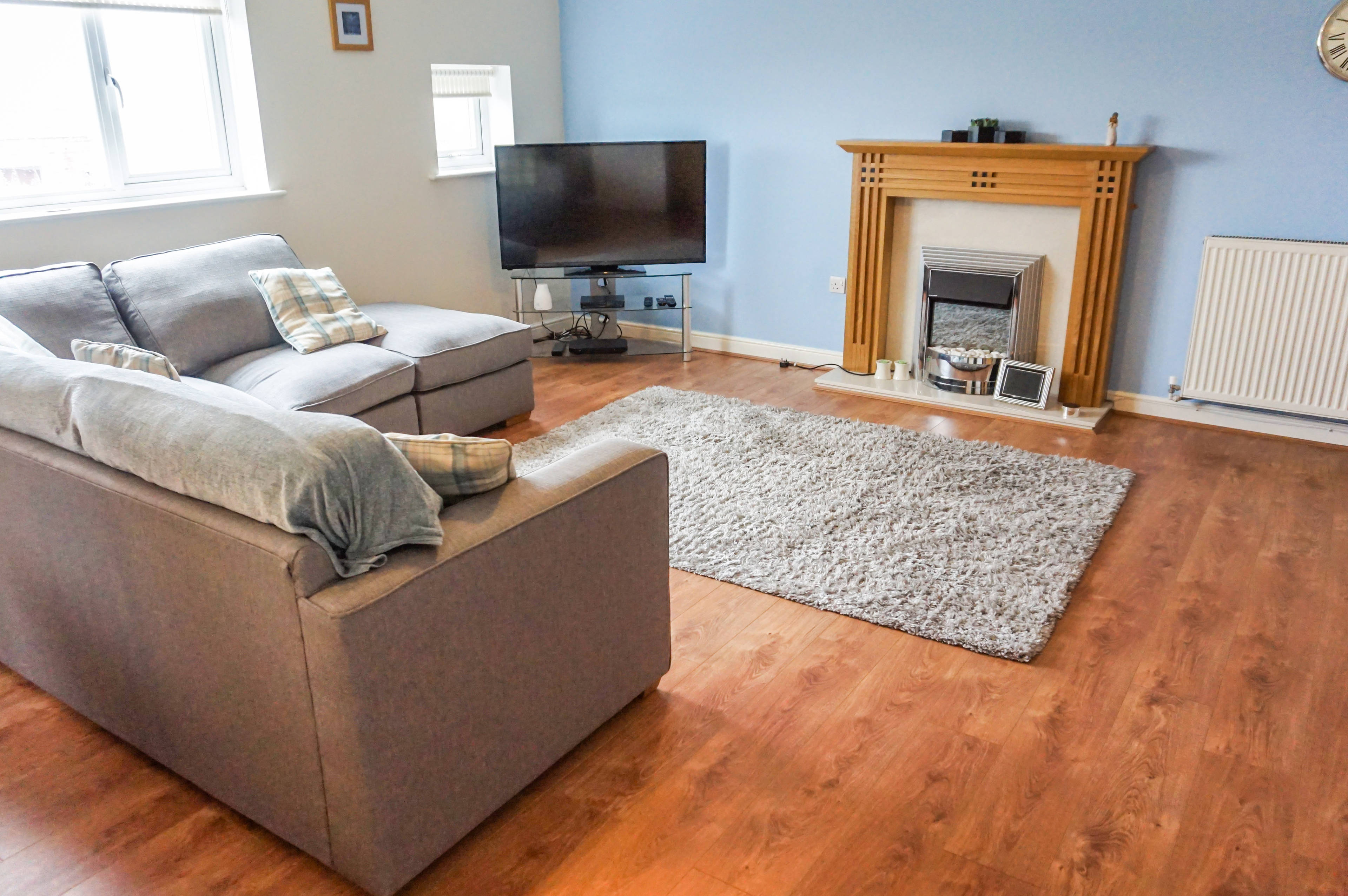 Lounge/Dining Room