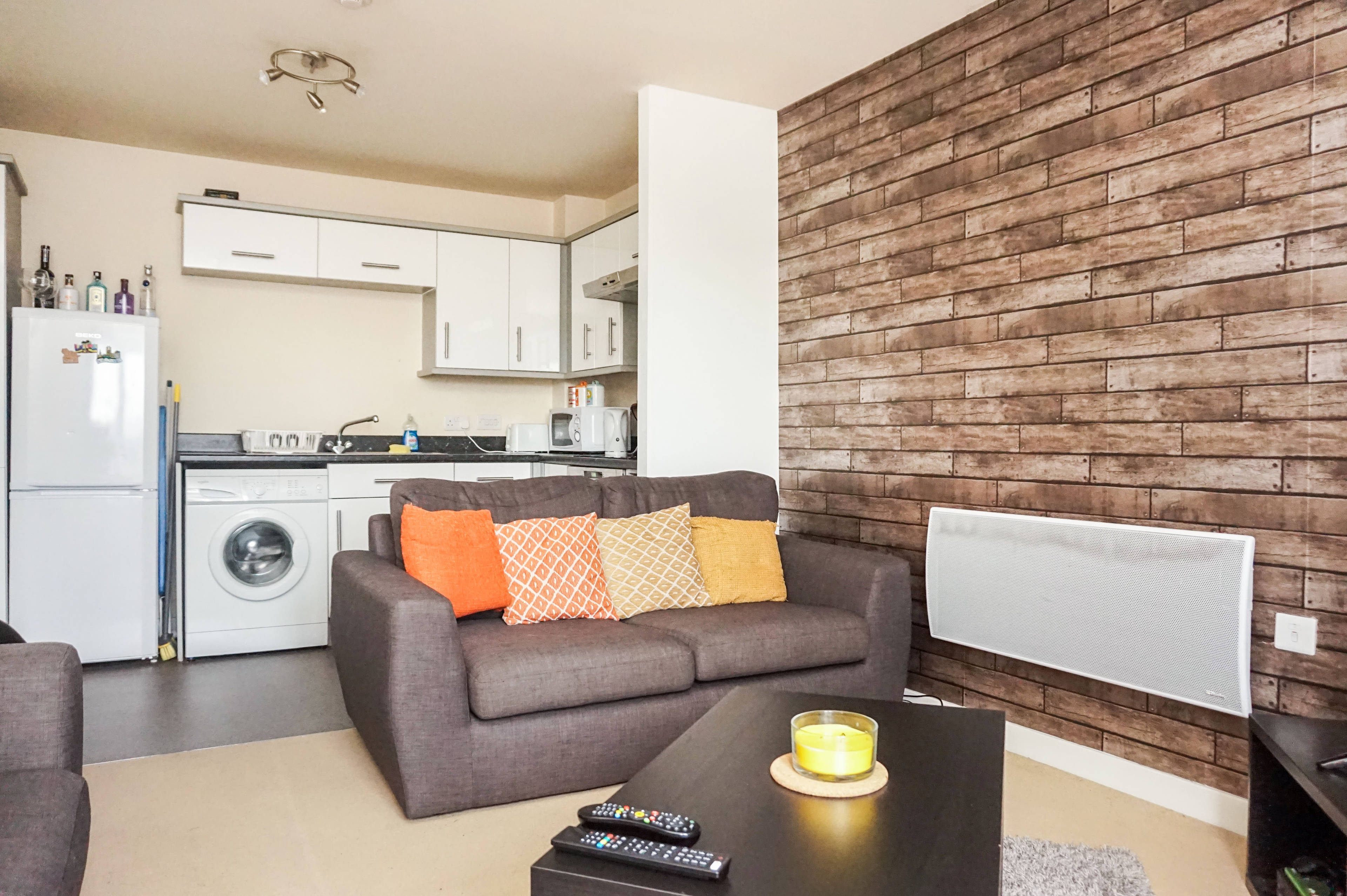 Lounge / Kitchen