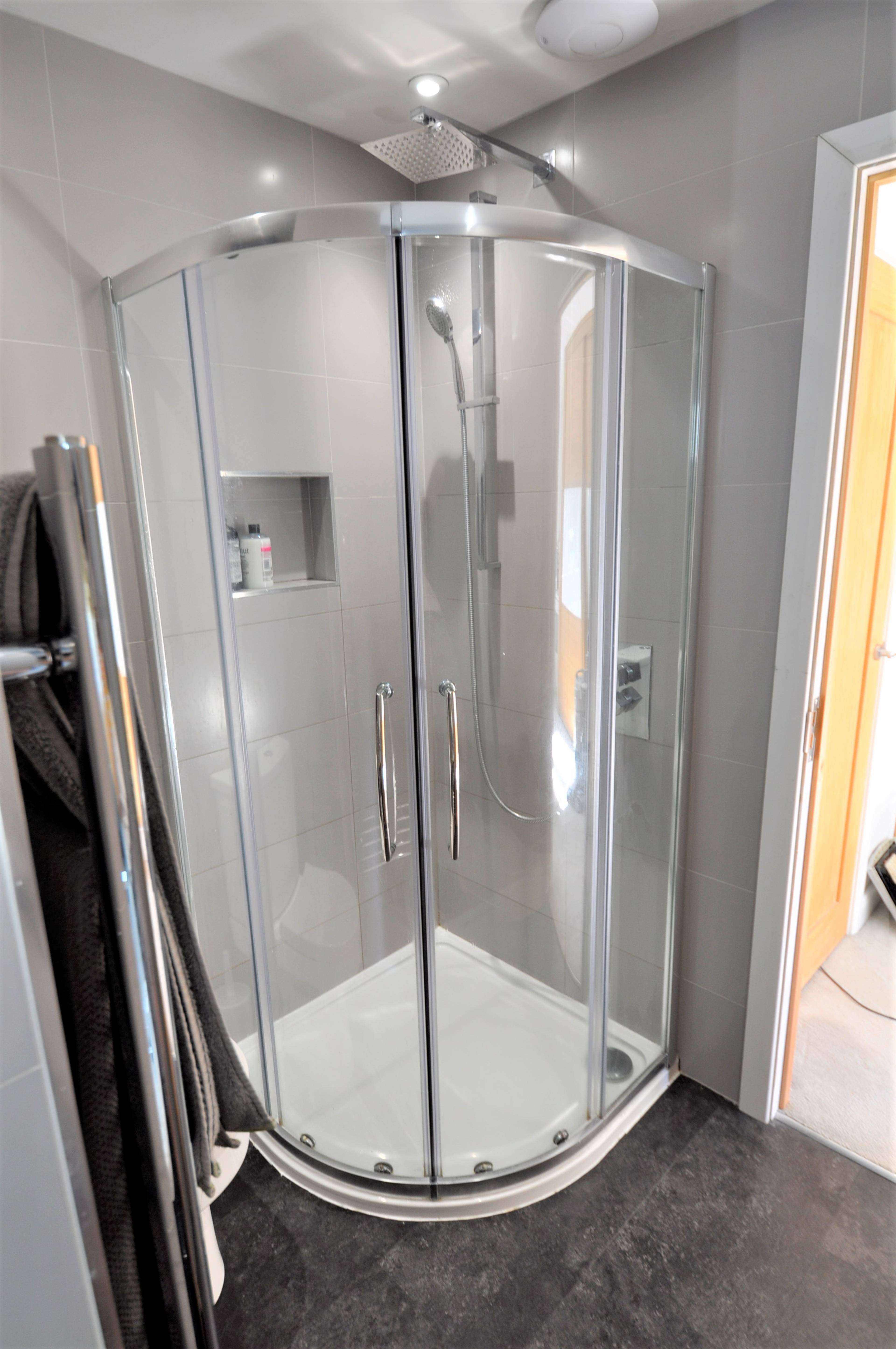 Master En-suite