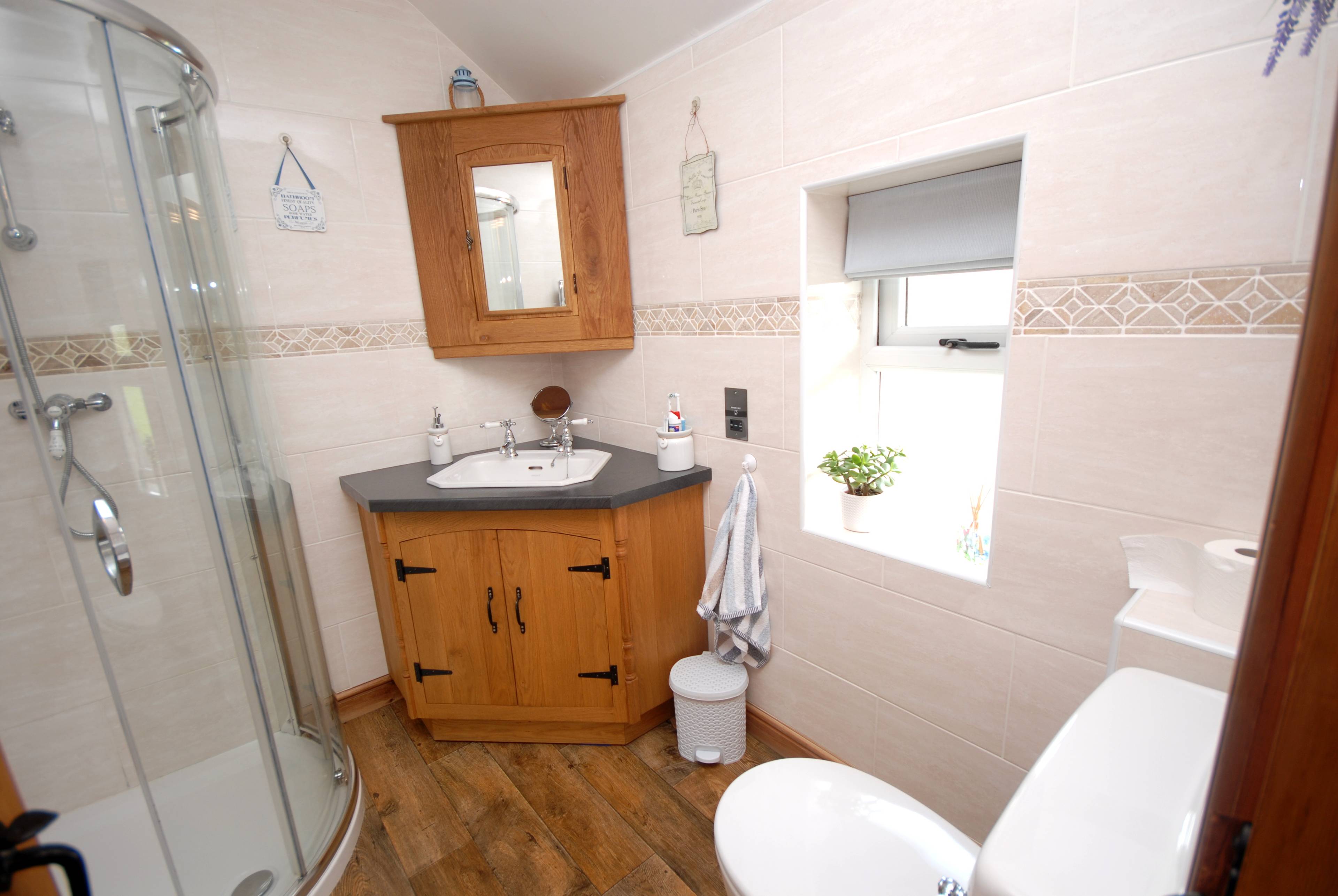 Master En-suite