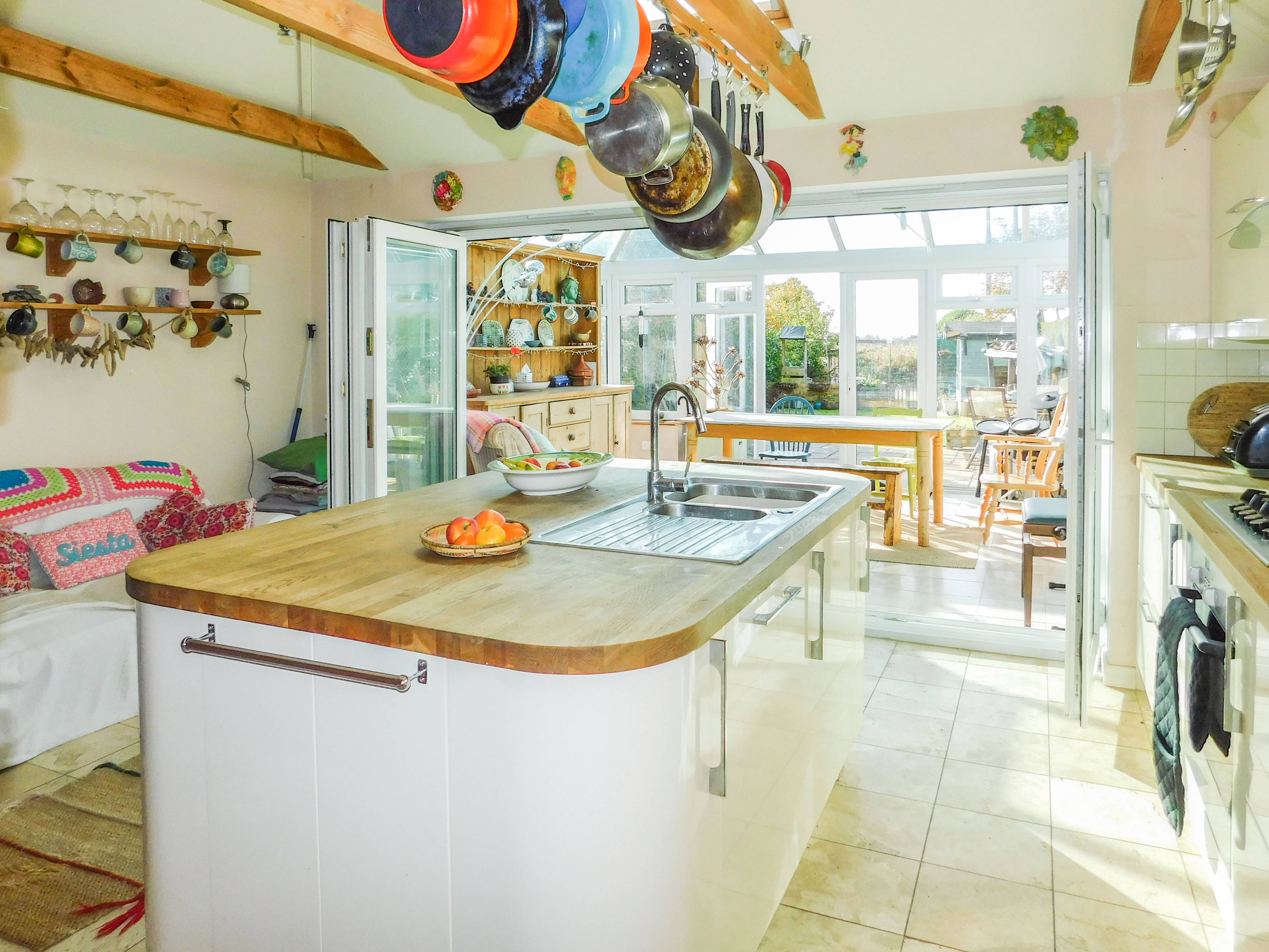 Kitchen/Breakfast