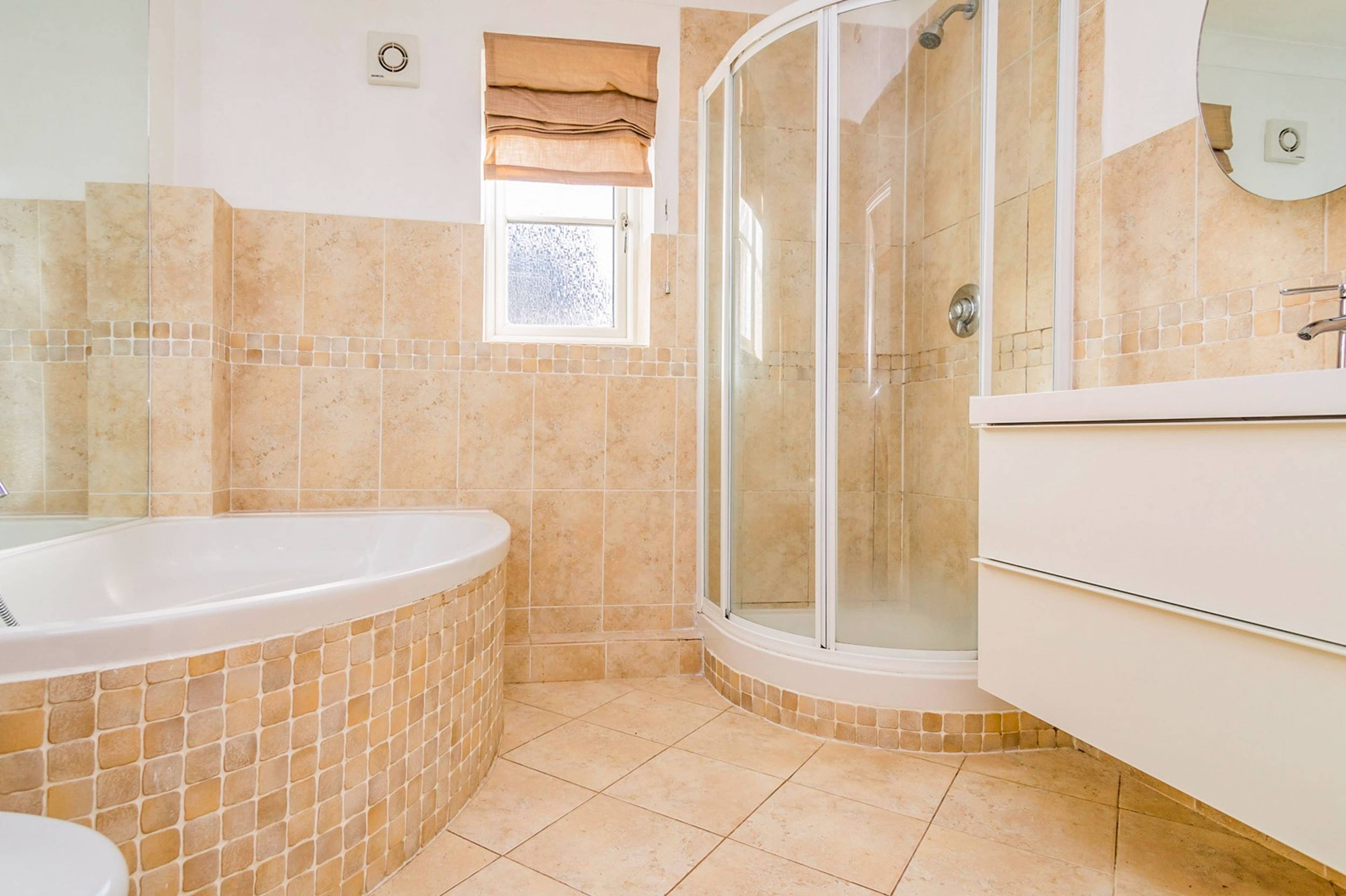 Master En-suite