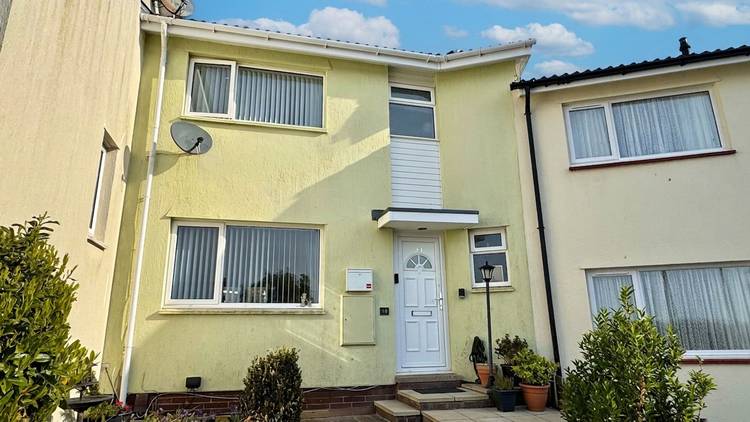 3 bedroom terraced house