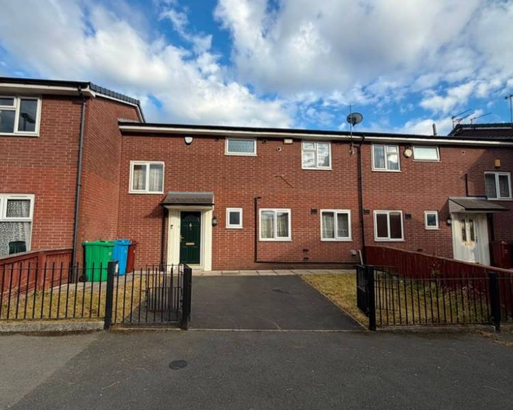 4 bedroom terraced house