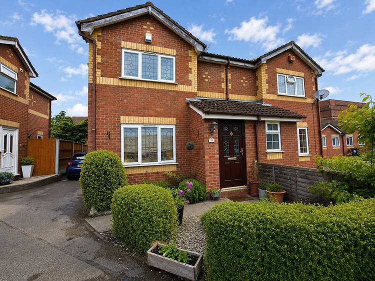 3 bedroom semi-detached house