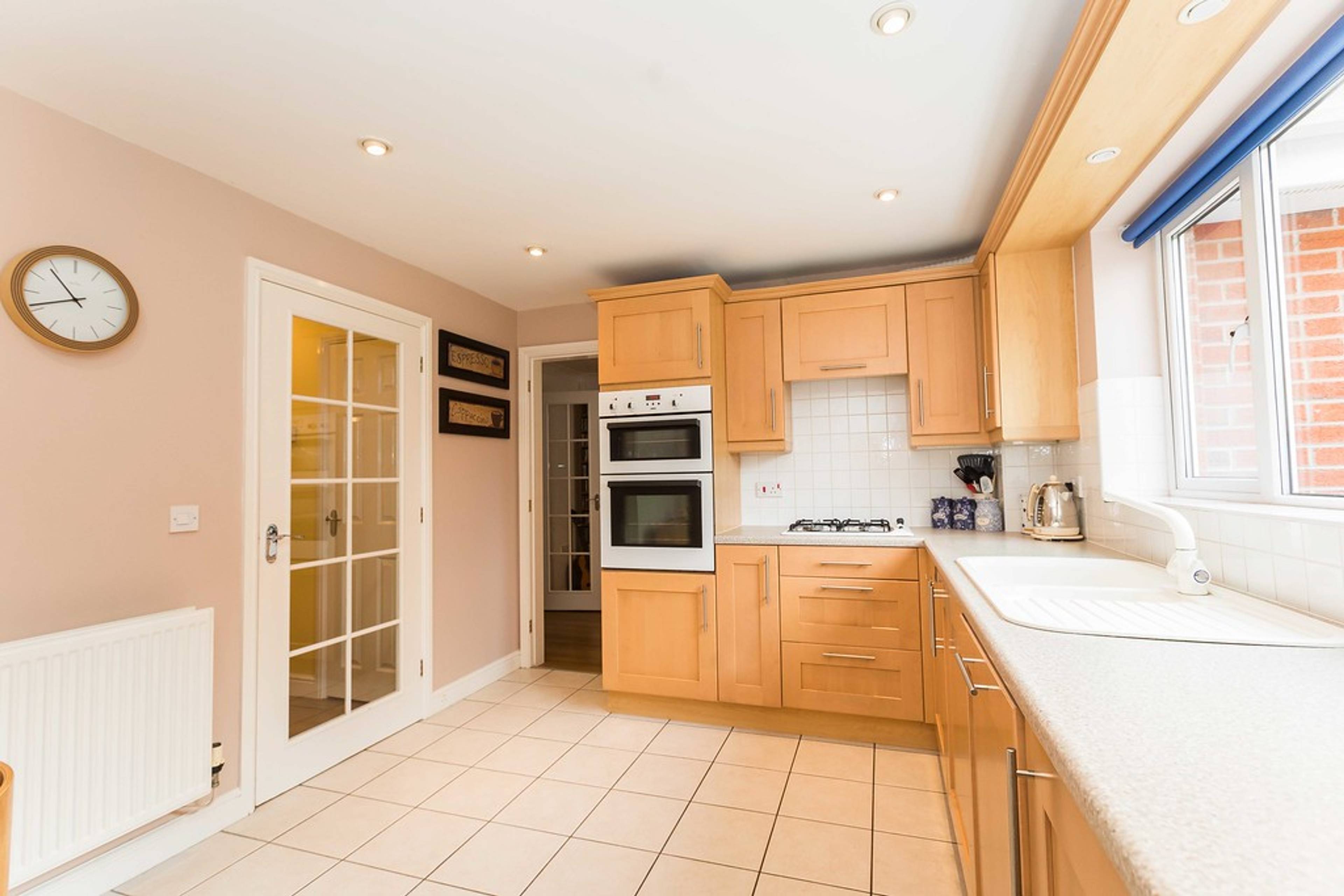 Kitchen/Breakfast