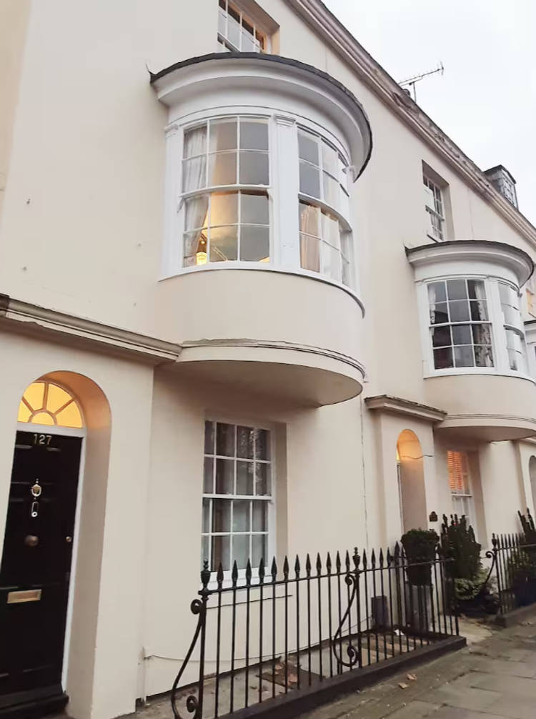 3 bedroom town house