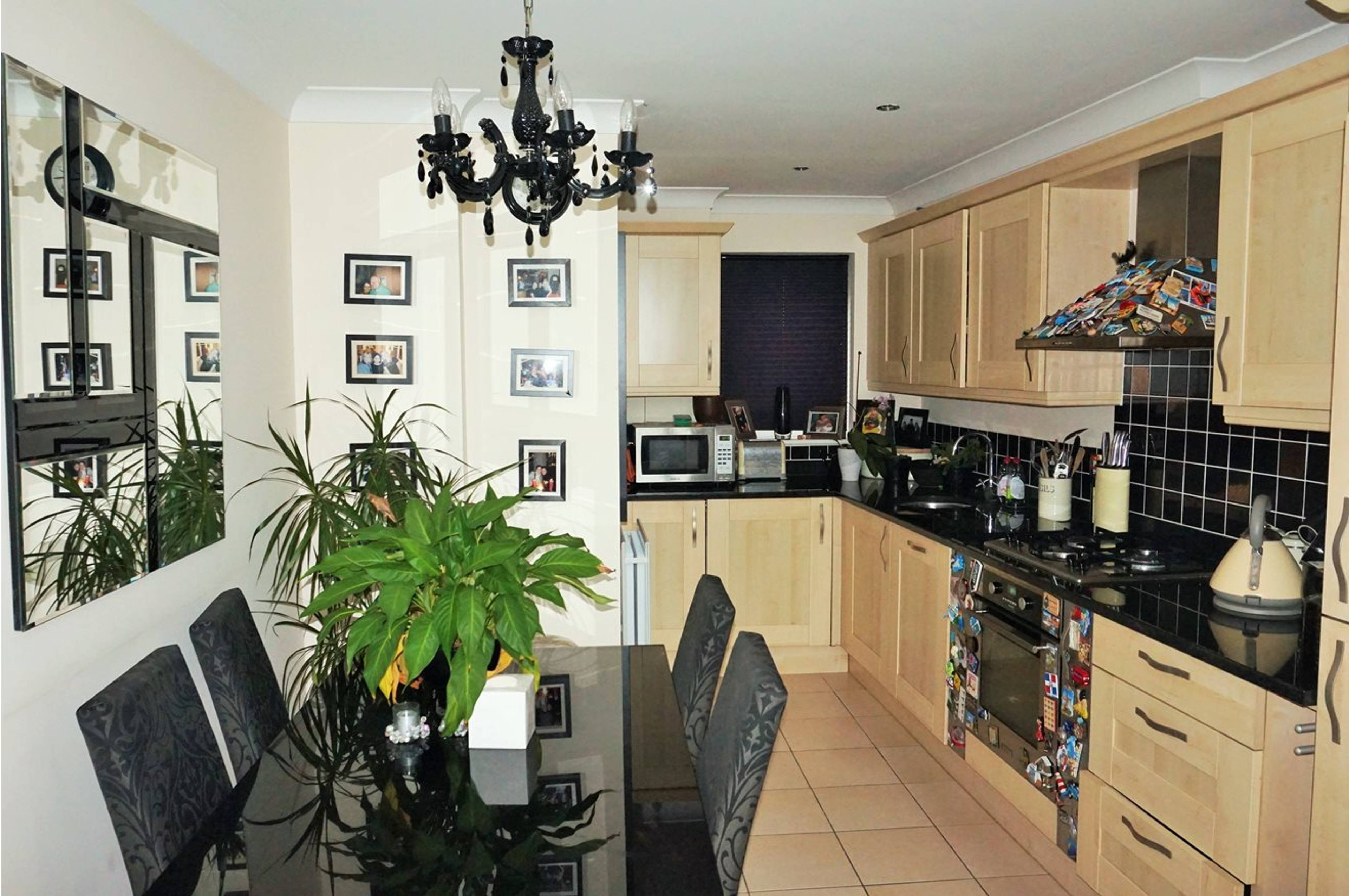 Kitchen / Diner