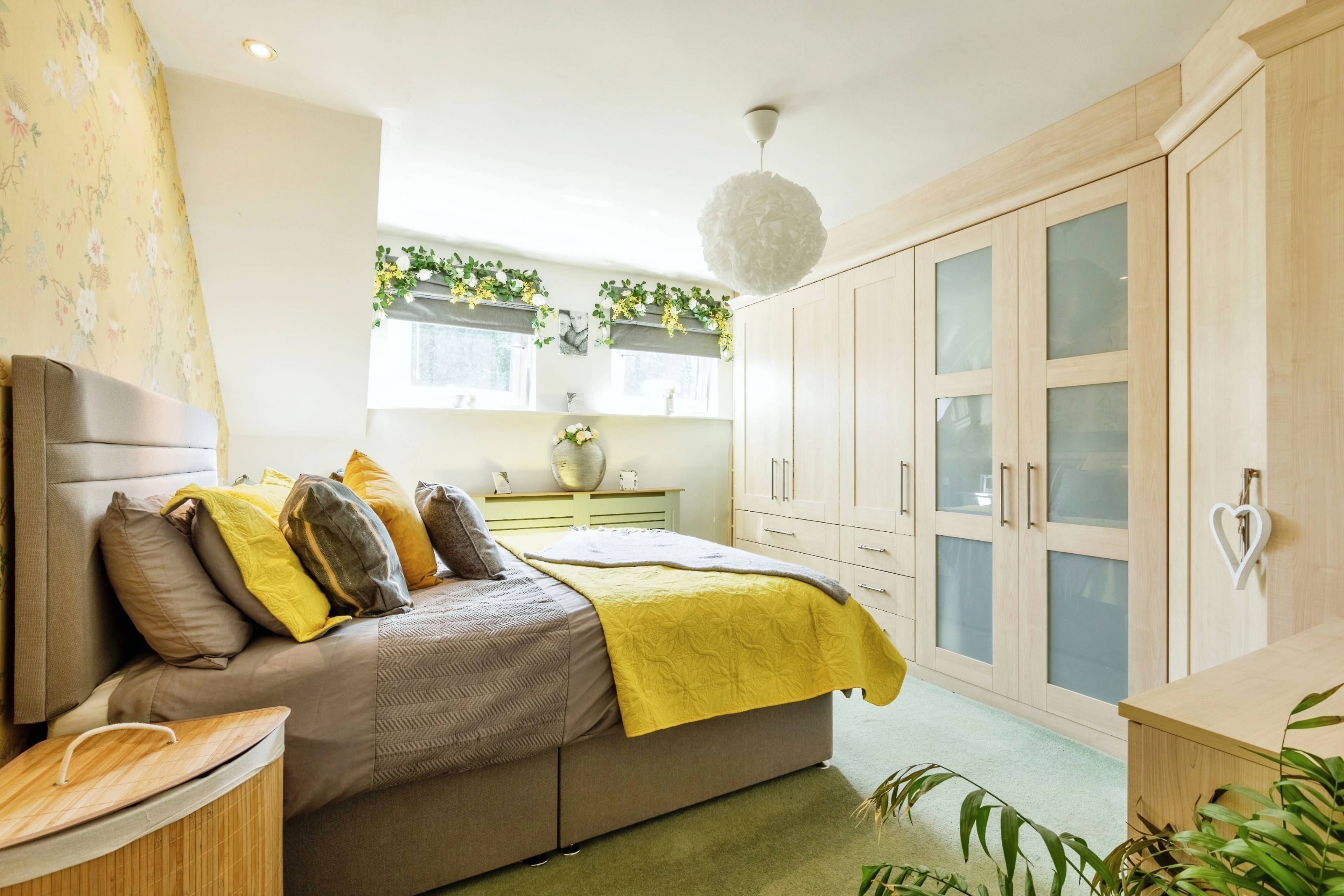 Master bedroom 