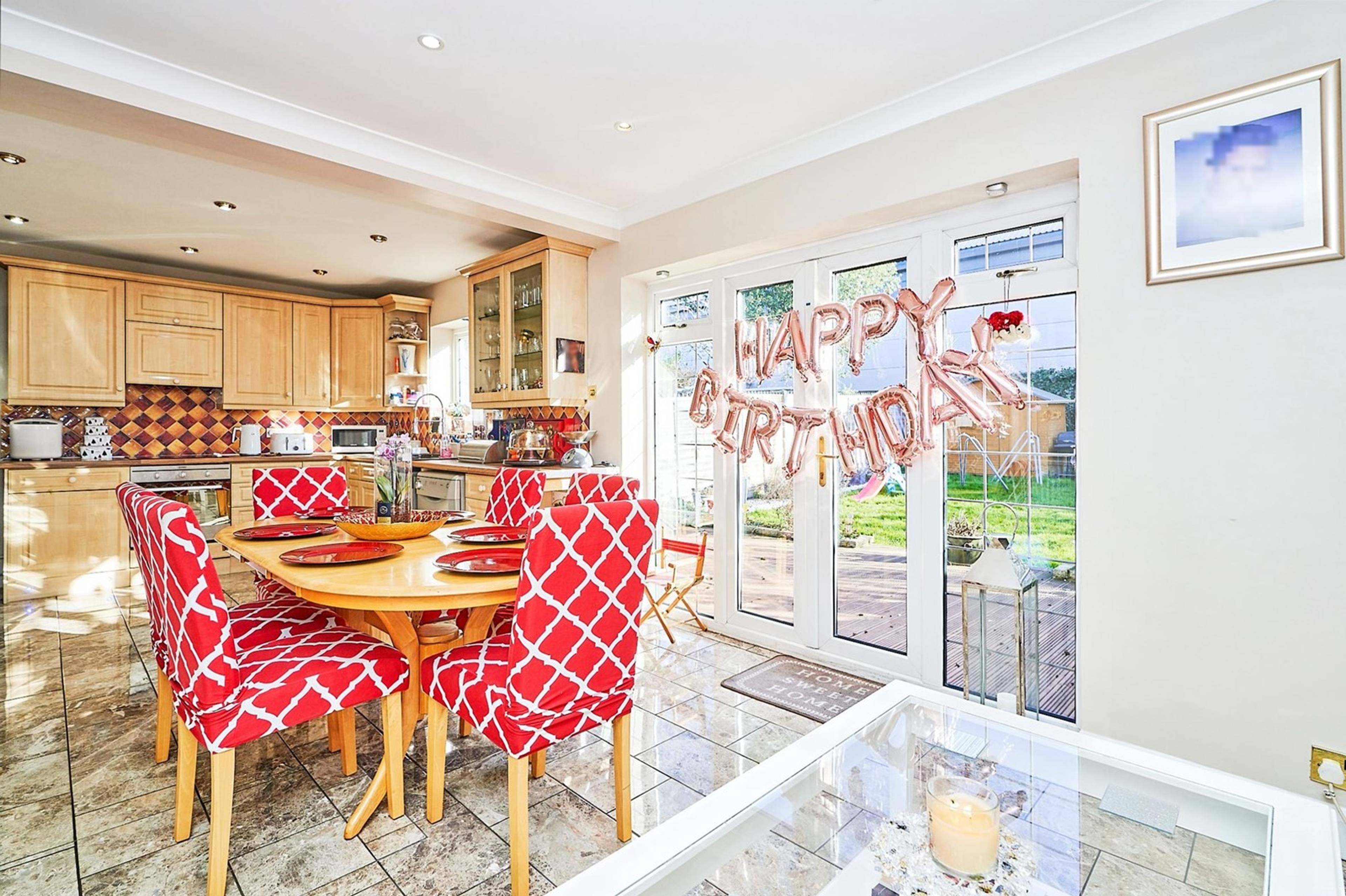 Kitchen/Dining Room