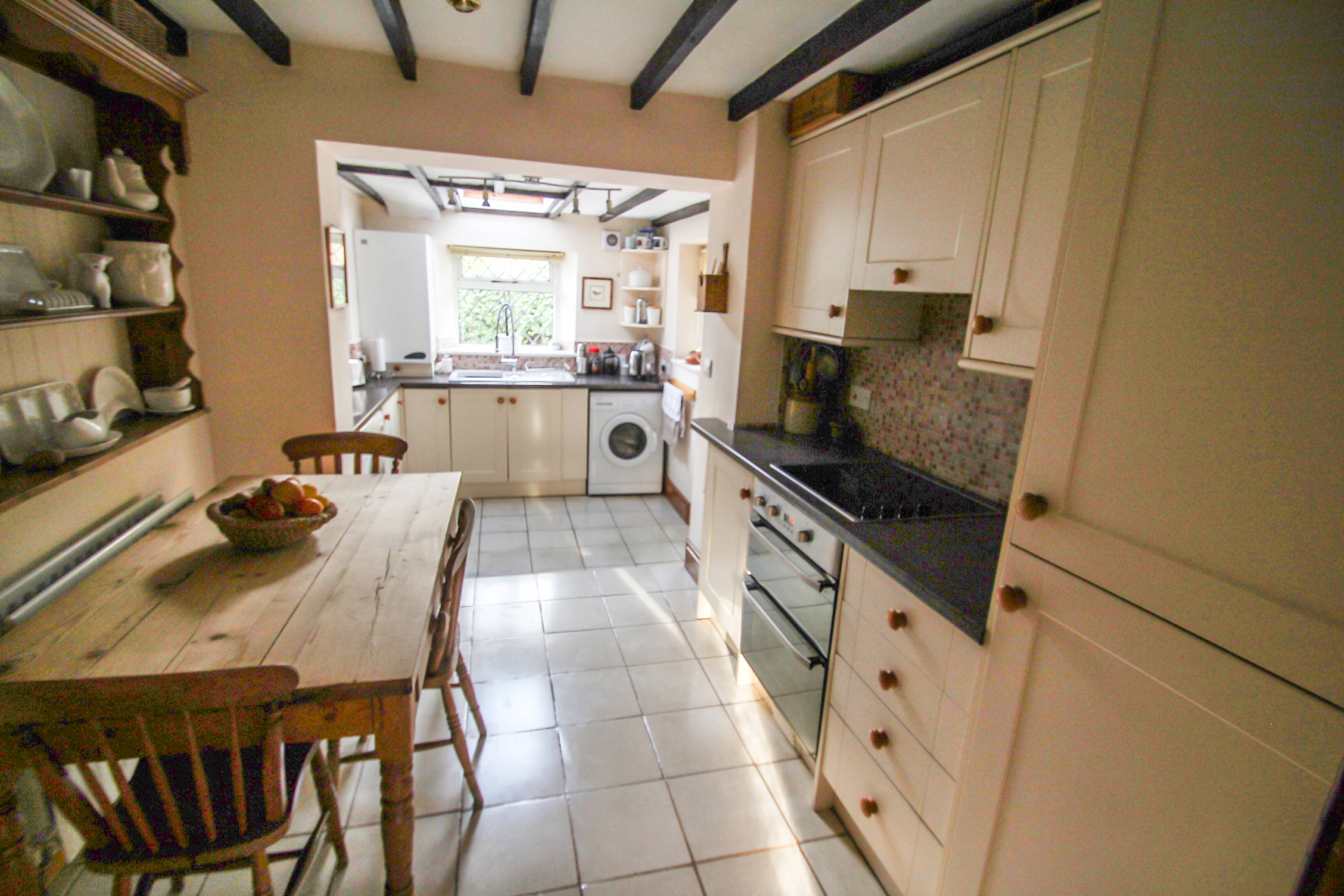 Kitchen/Breakfast