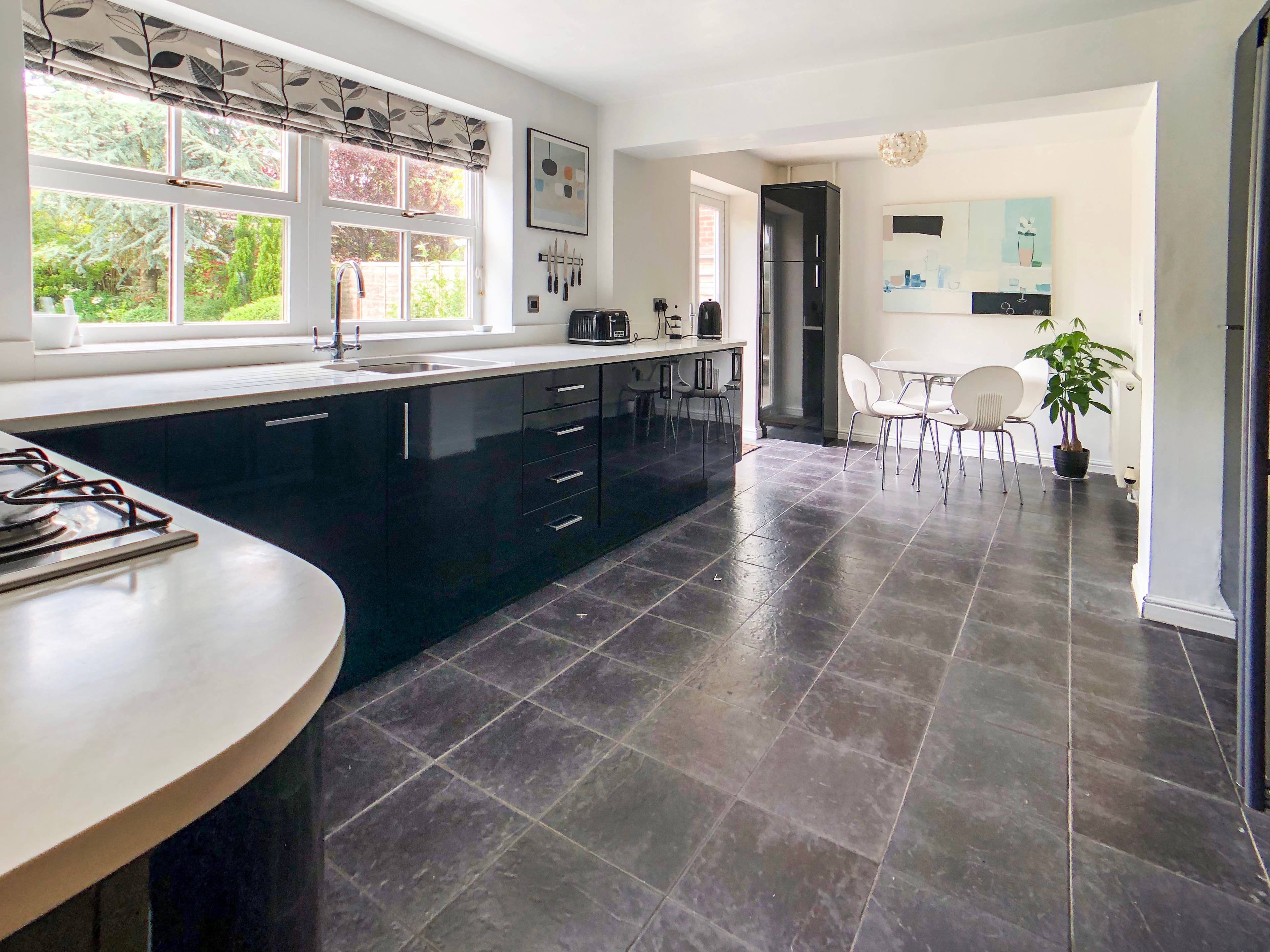 Kitchen/Breakfast