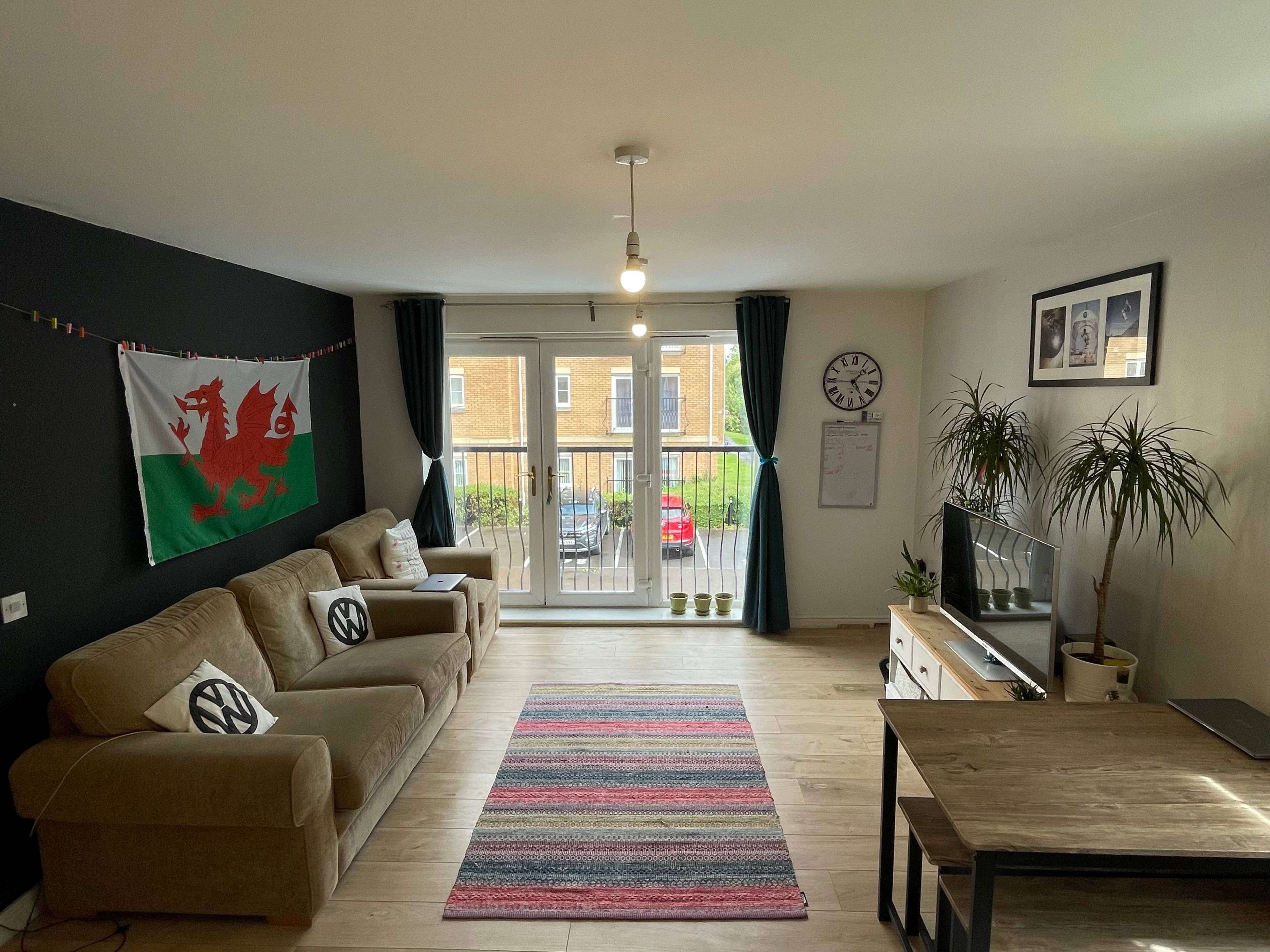Lounge / Kitchen