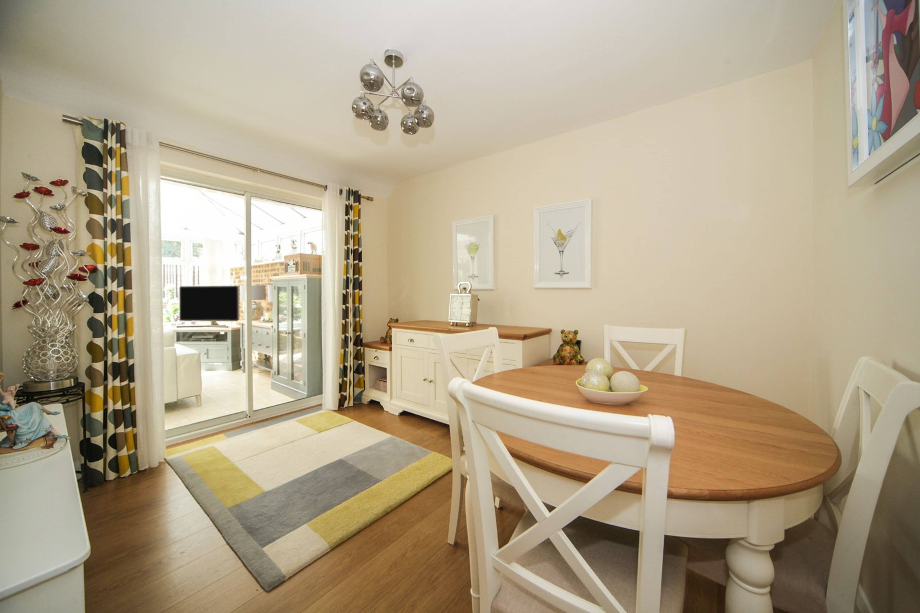 Dining Room/Bedroom