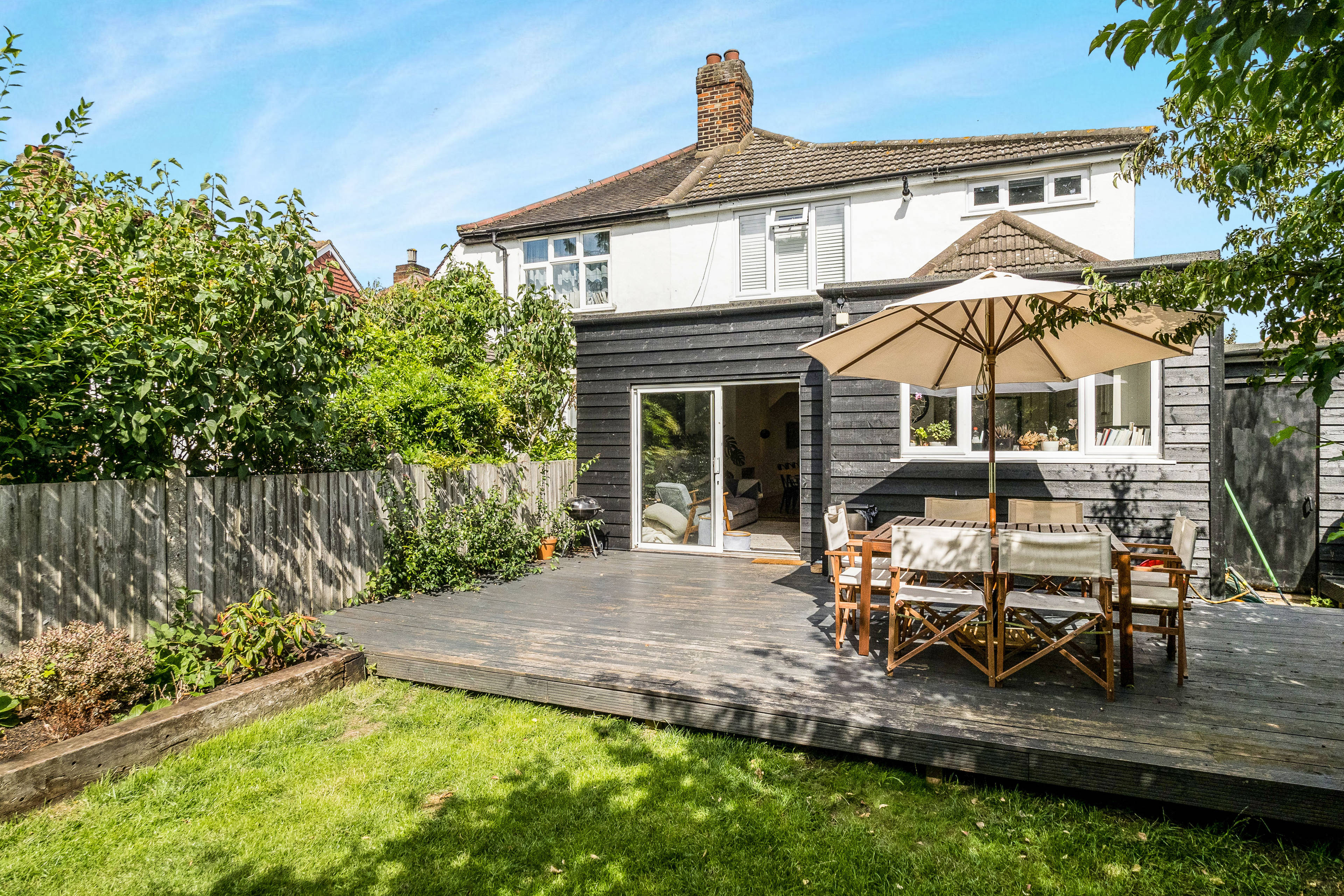DECKING