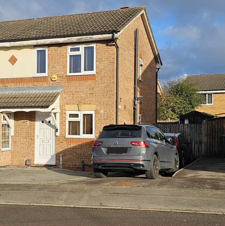 2 bedroom semi-detached house