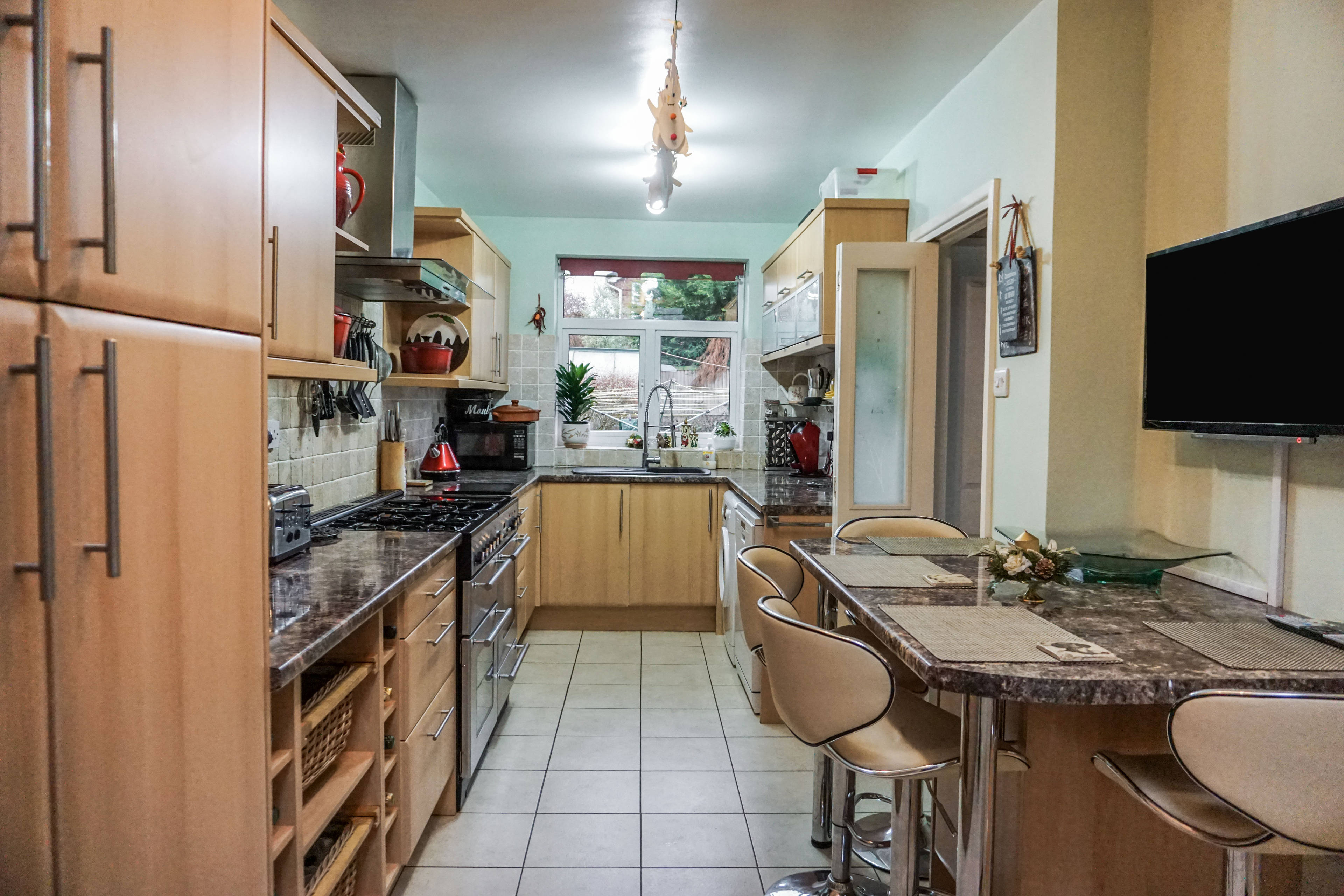 Kitchen/Breakfast
