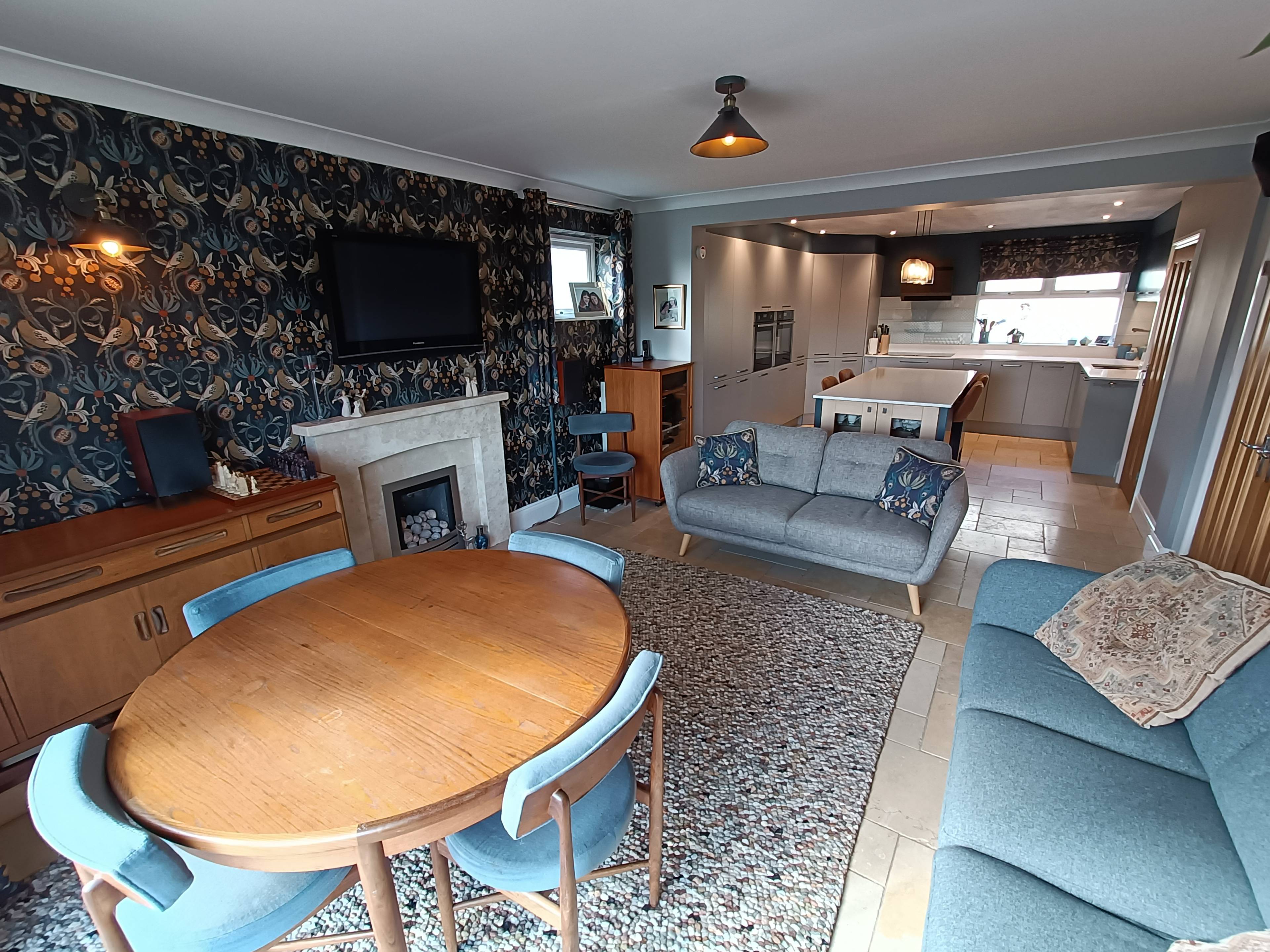 Kitchen/Family Room