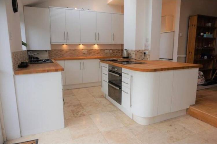 3 bedroom terraced house