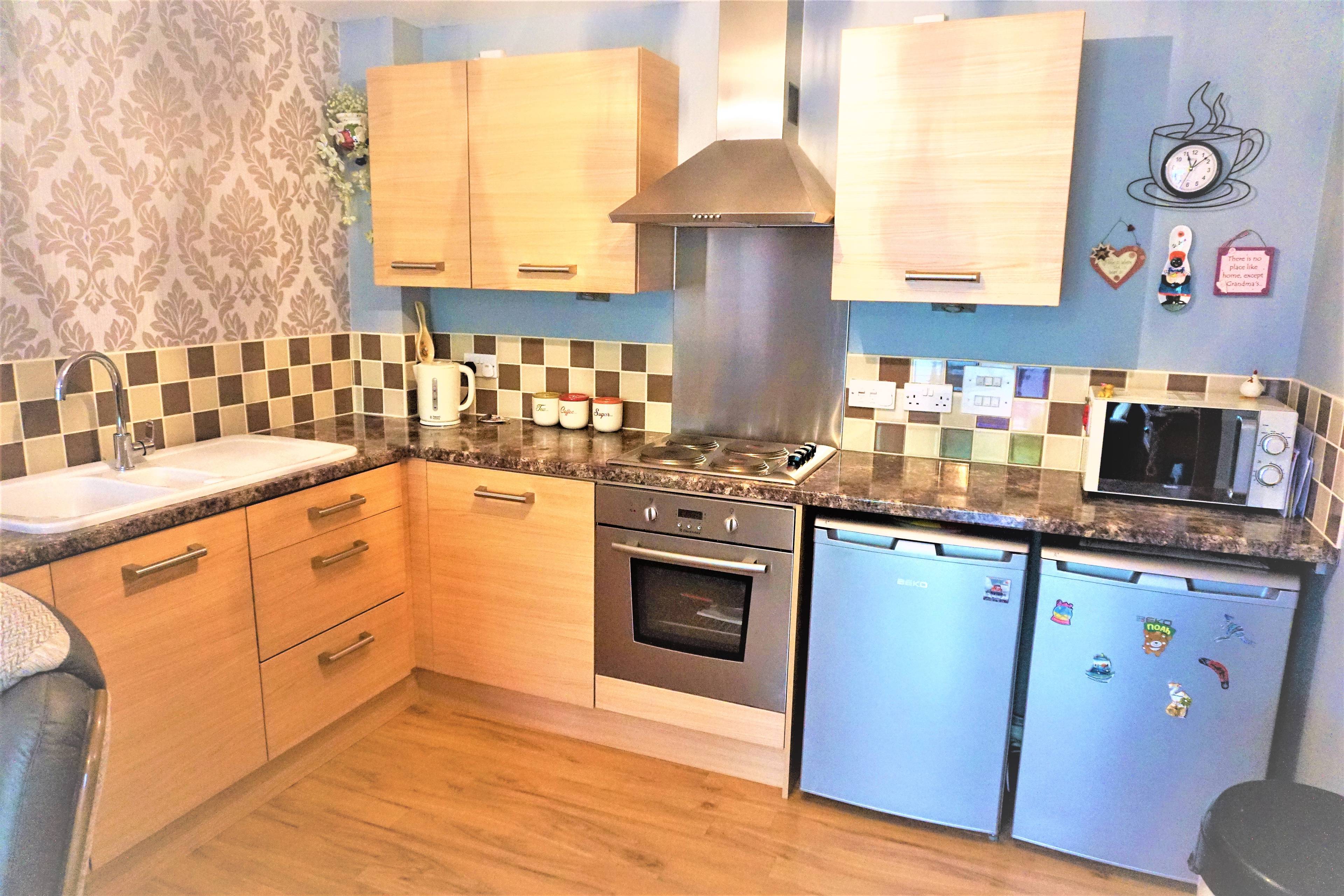 Lounge / Kitchen