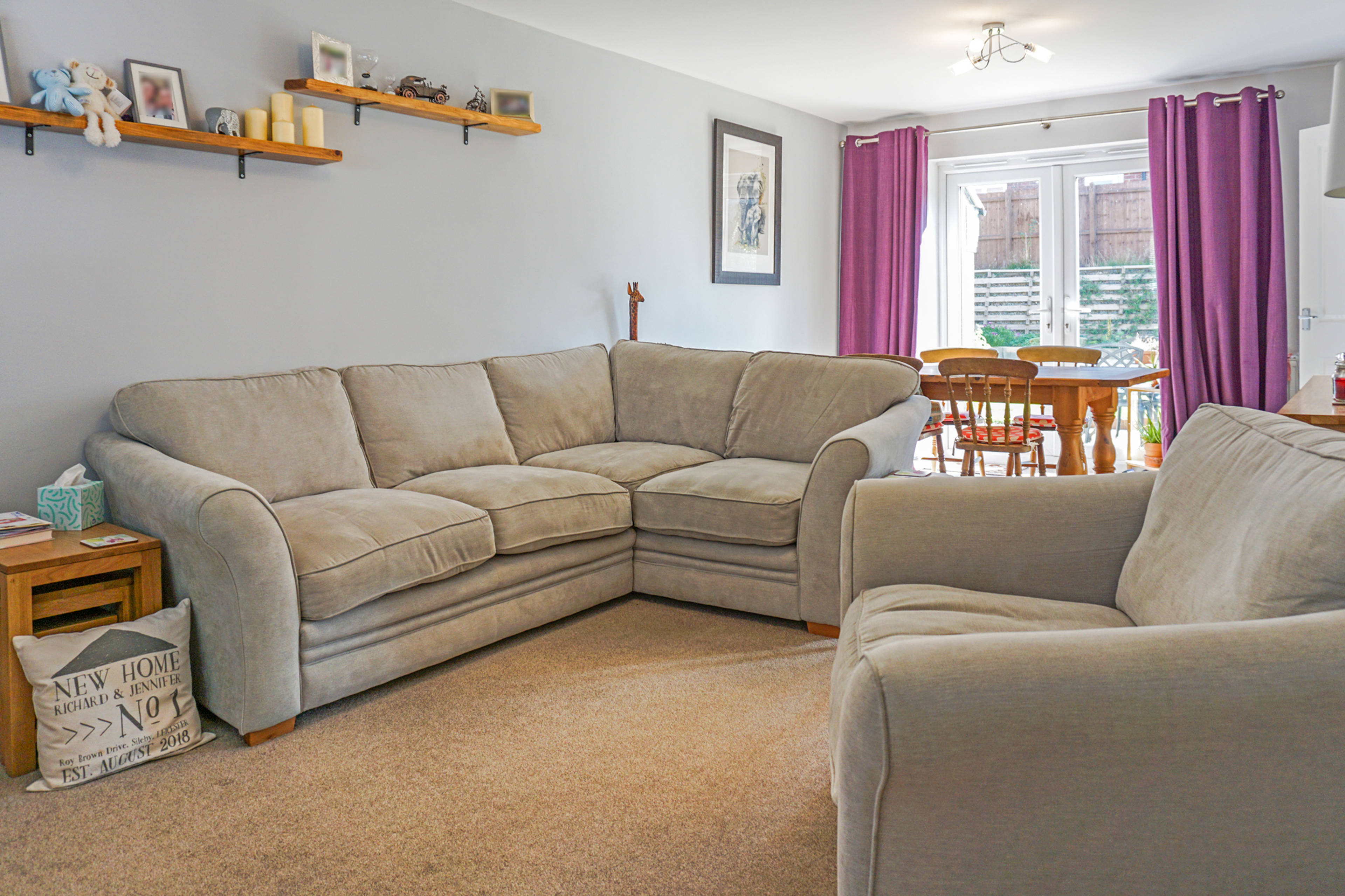 Lounge/Dining Room