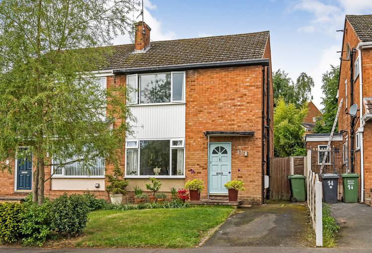 3 bedroom semi-detached house