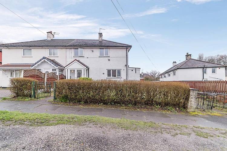 3 bedroom semi-detached house