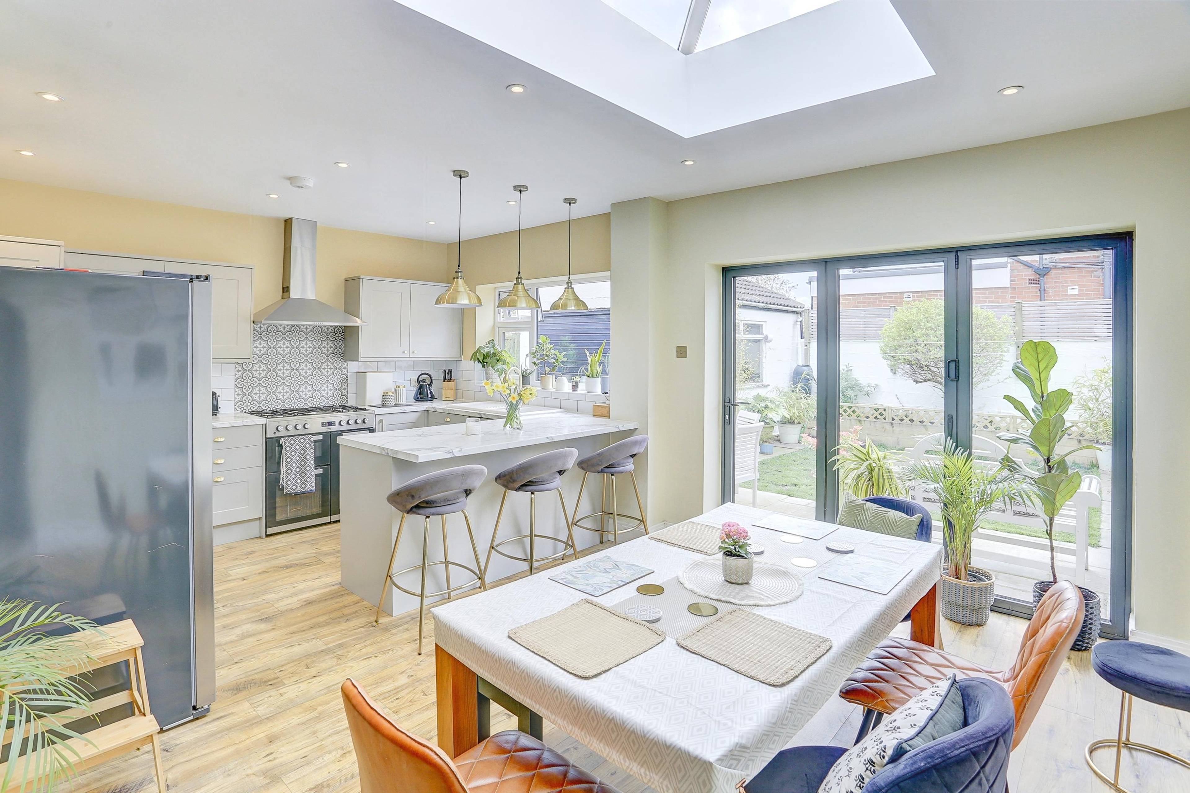 Kitchen/Dining Room