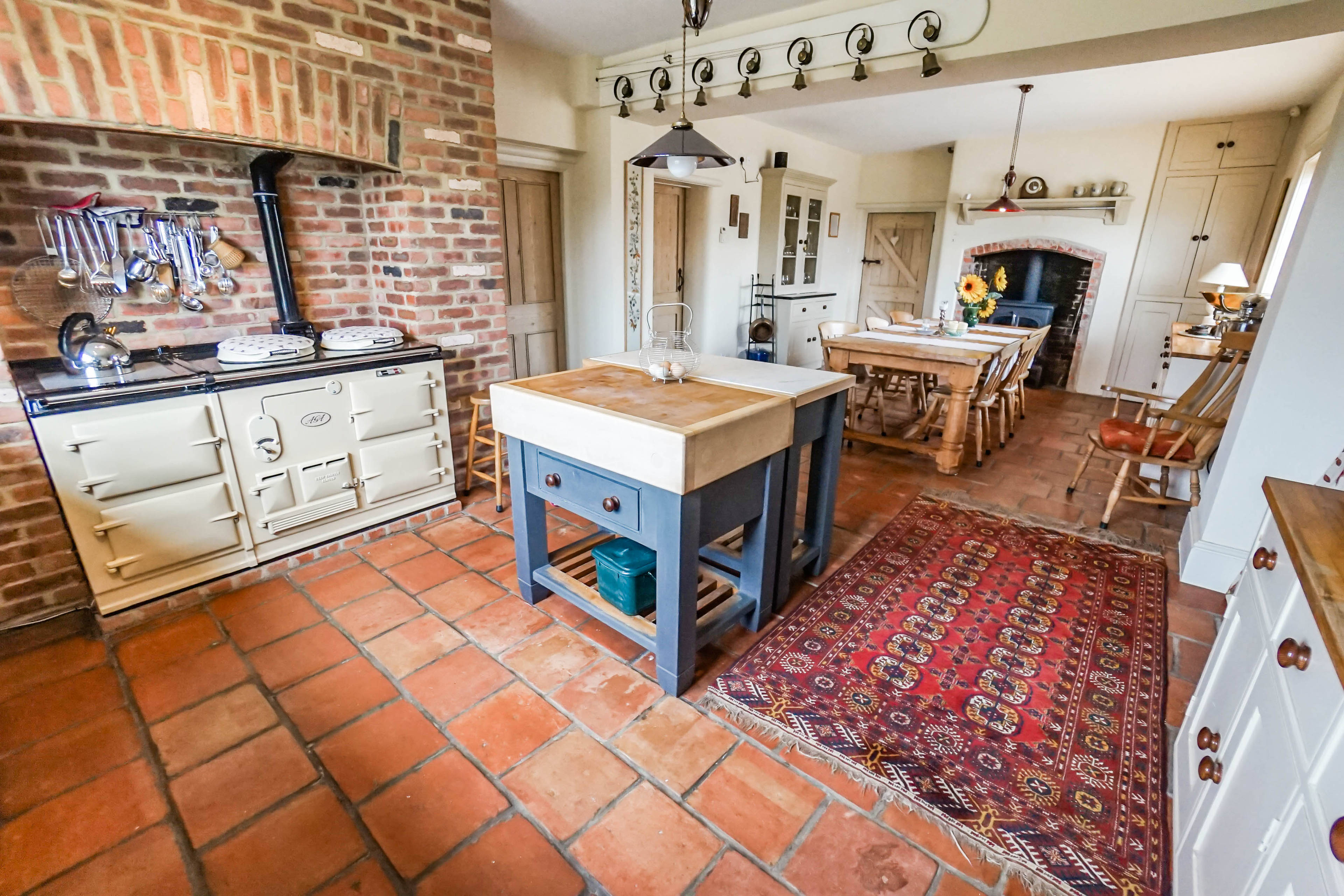 Kitchen/Dining Room