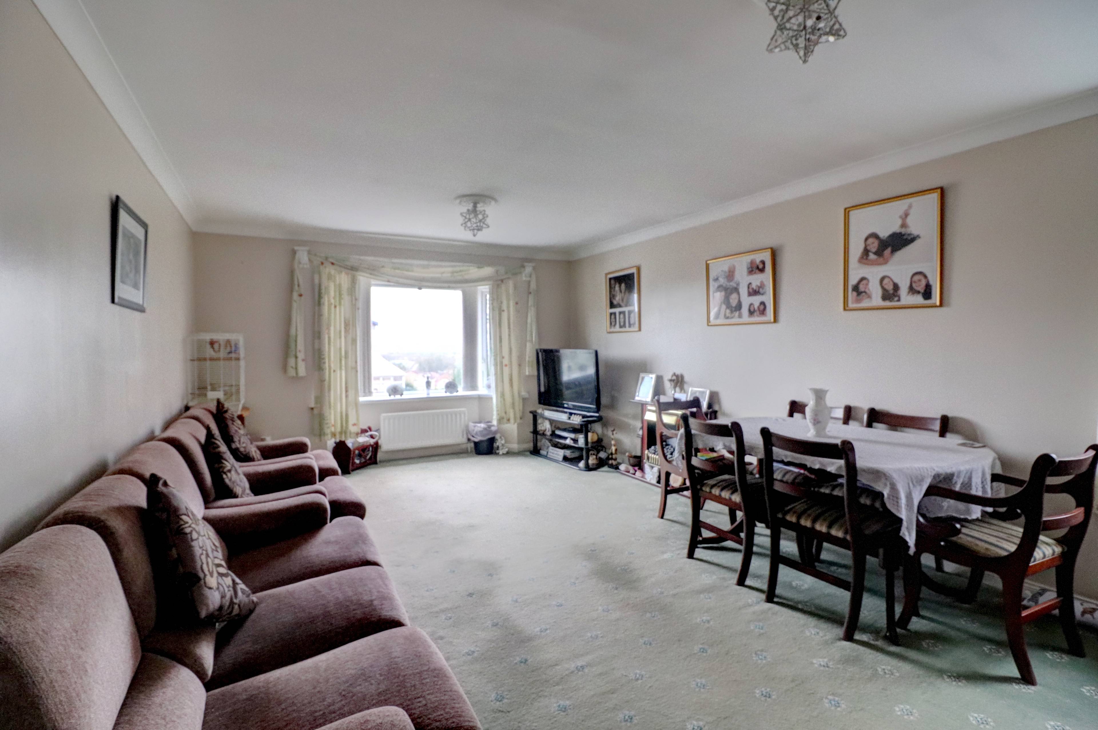 Living / Dining Room