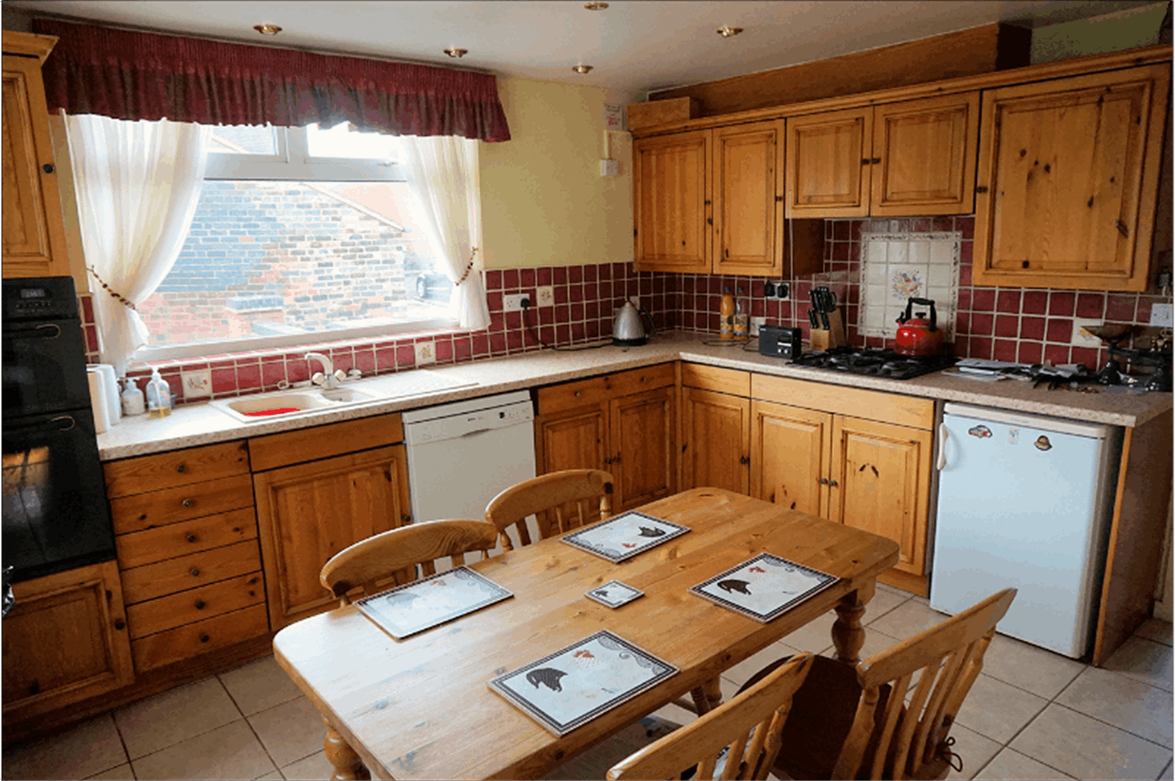 Kitchen / Breakfast