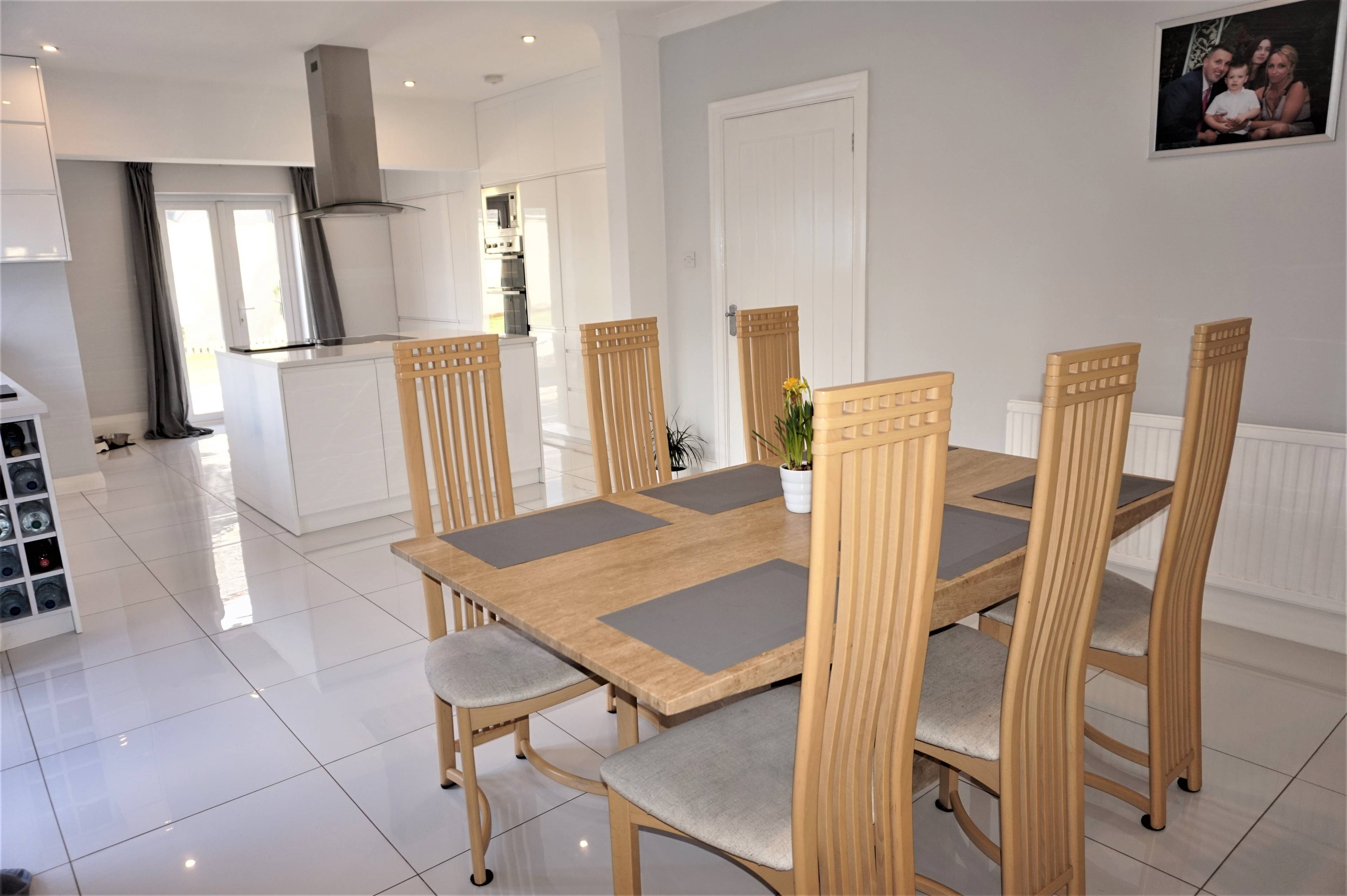 Kitchen/Dining Room