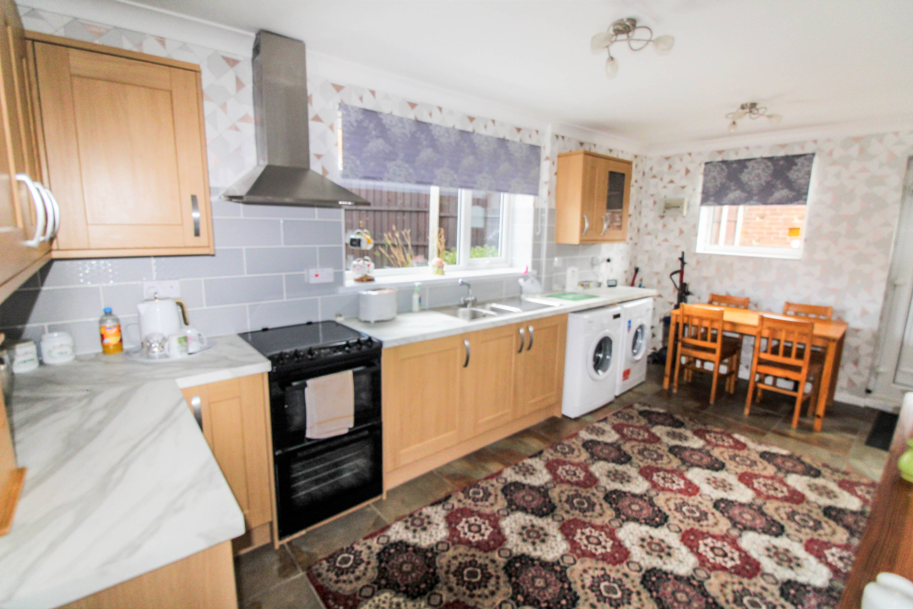 Kitchen/Breakfast