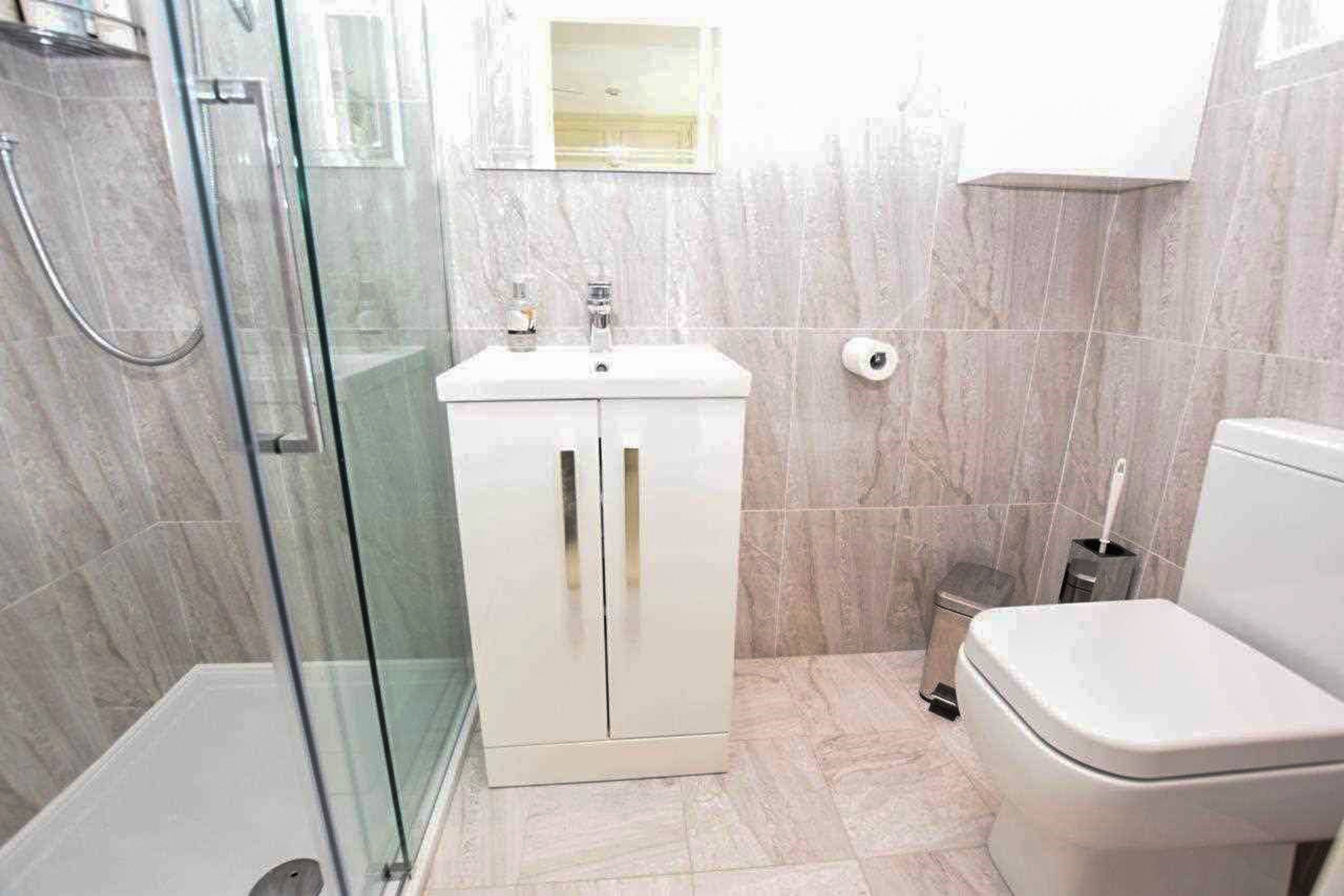 Master En-suite