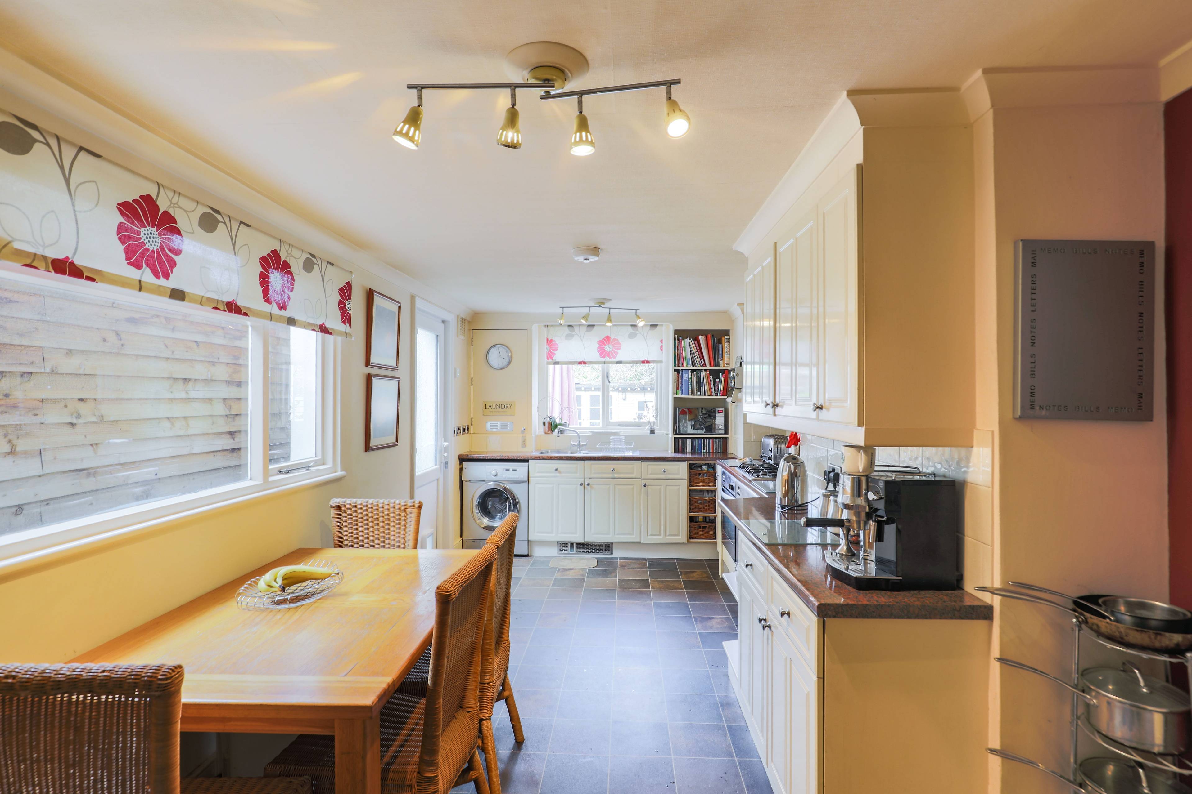 Kitchen/Breakfast