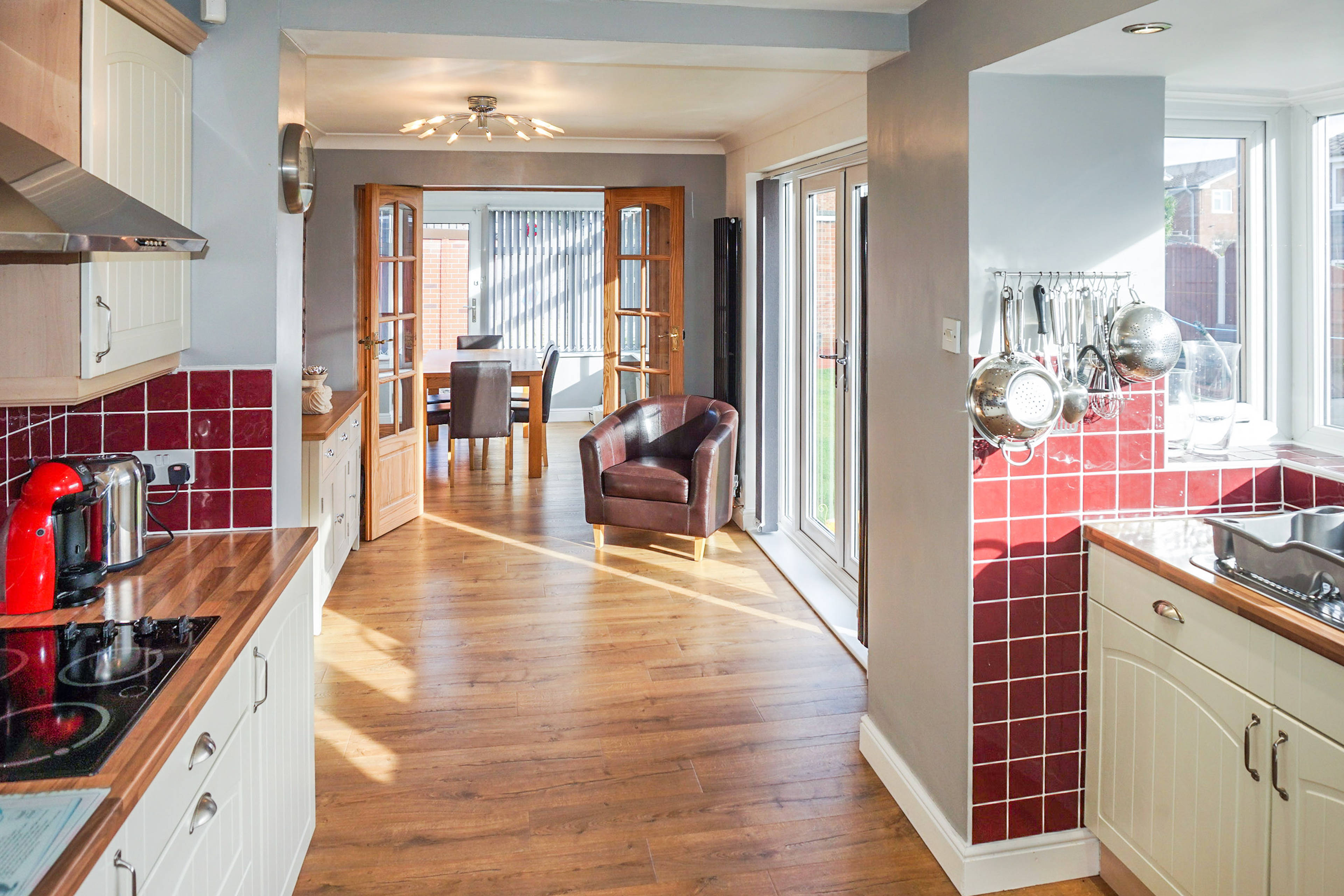 Kitchen/Breakfast