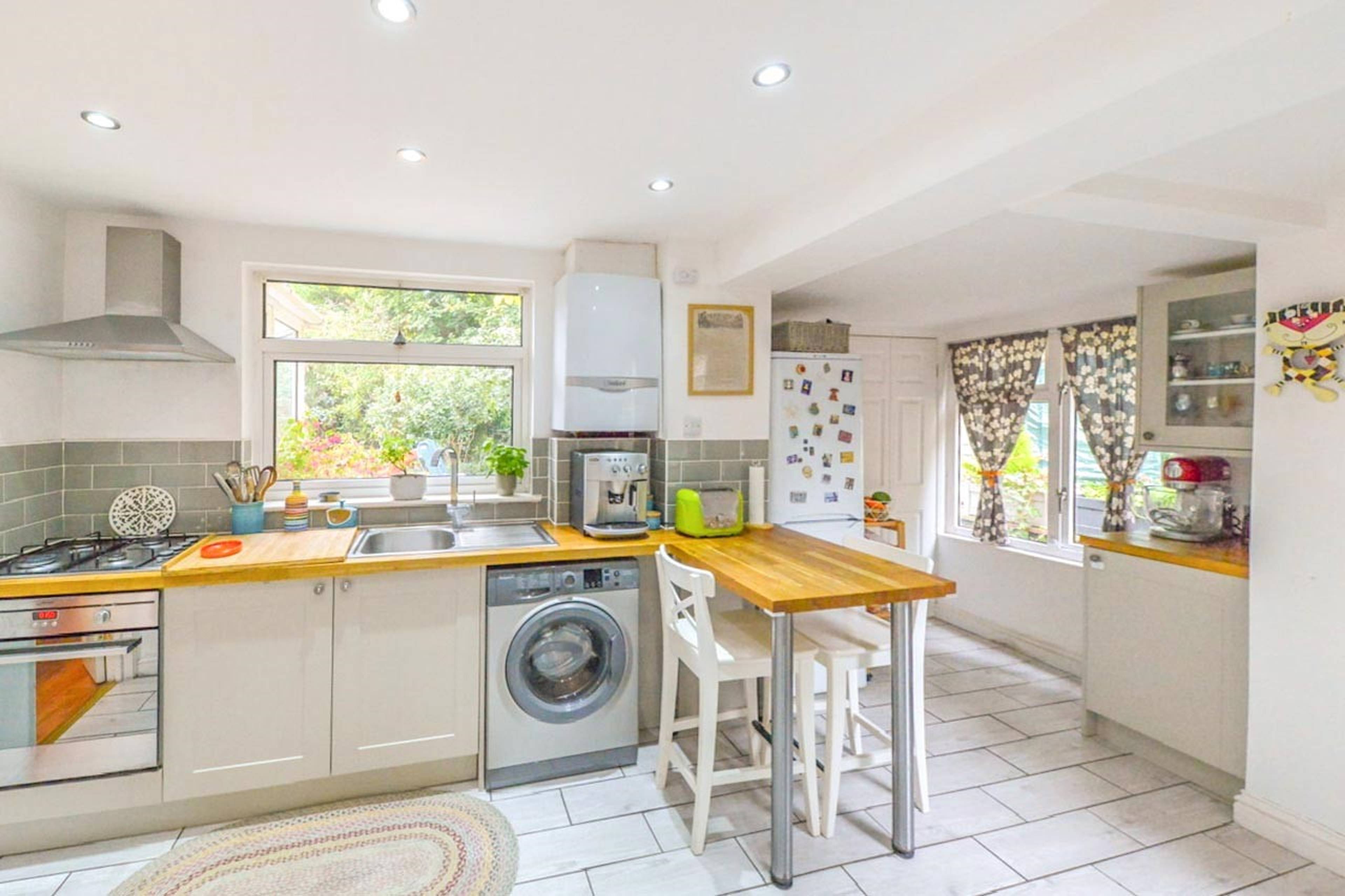 Kitchen/Breakfast