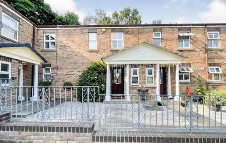 2 bedroom terraced house