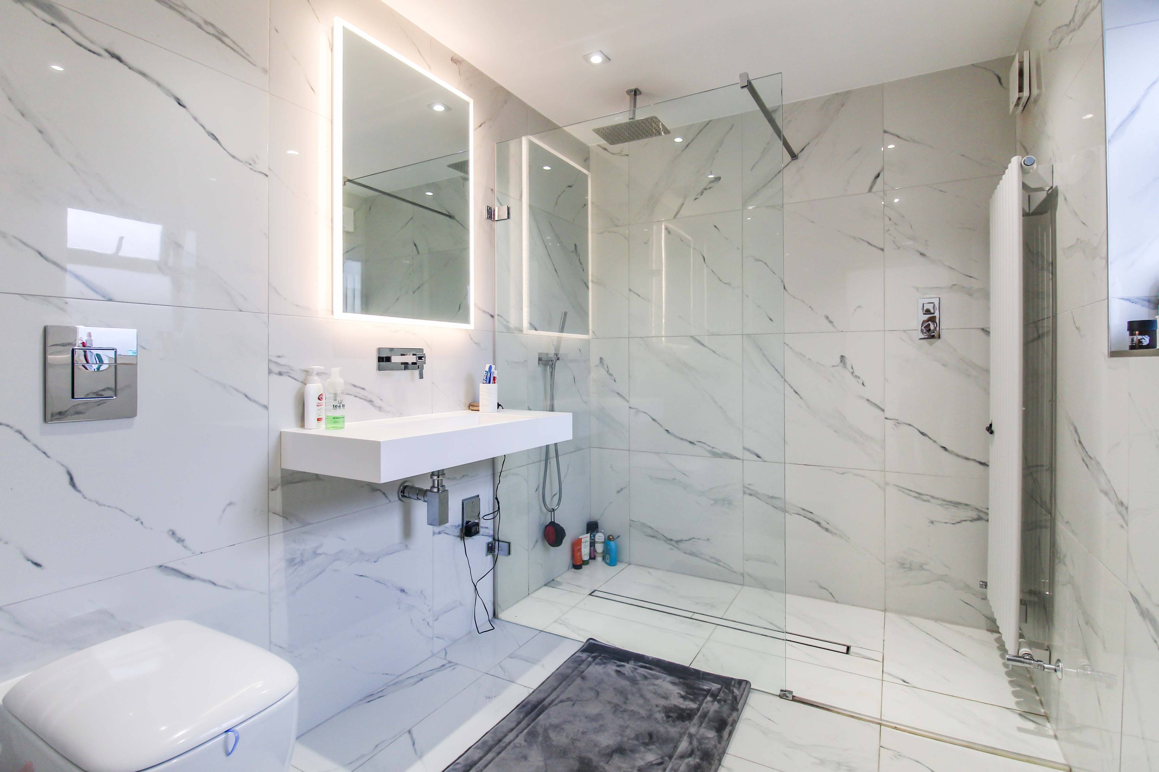 Annexe Shower Room
