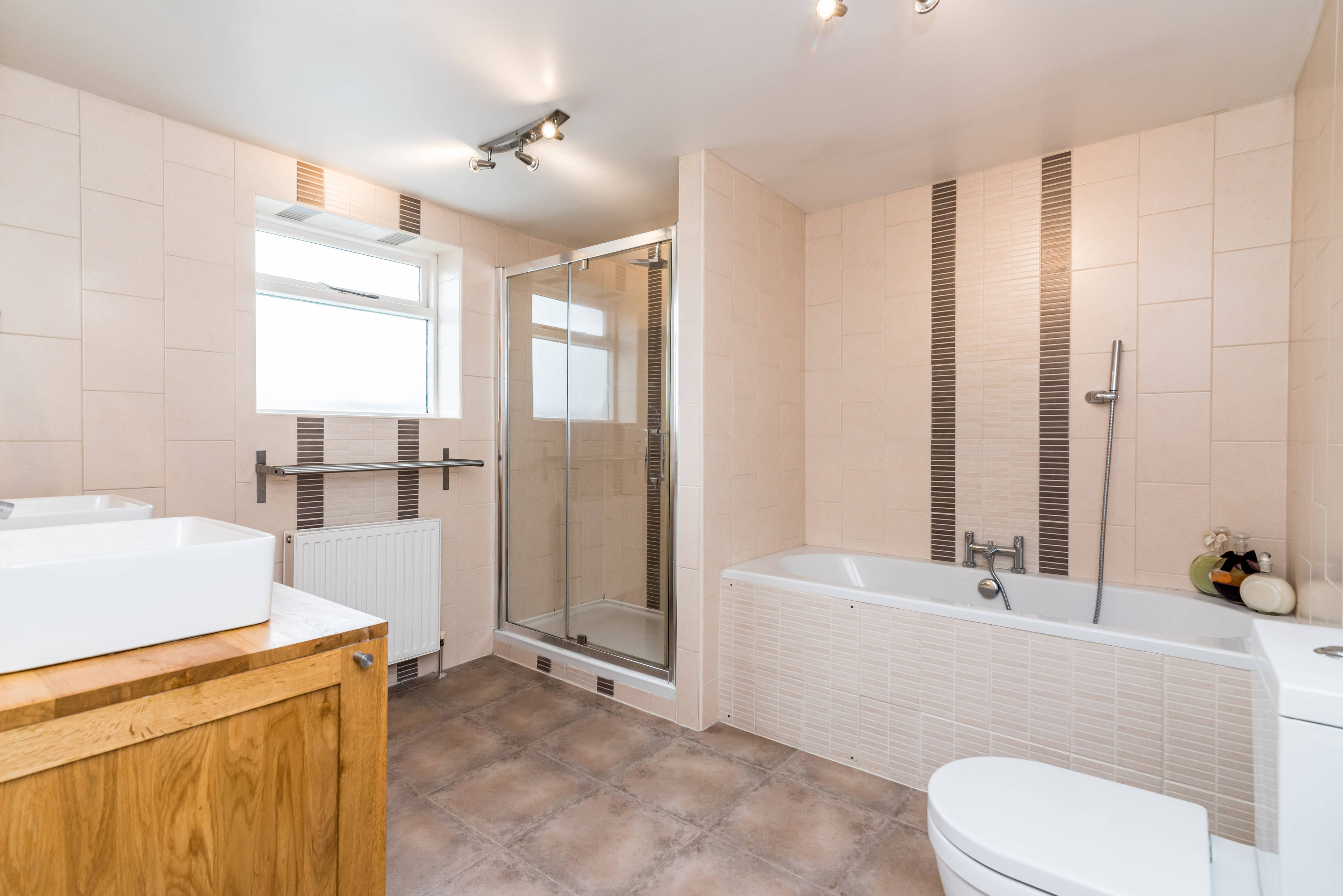 Master En-suite