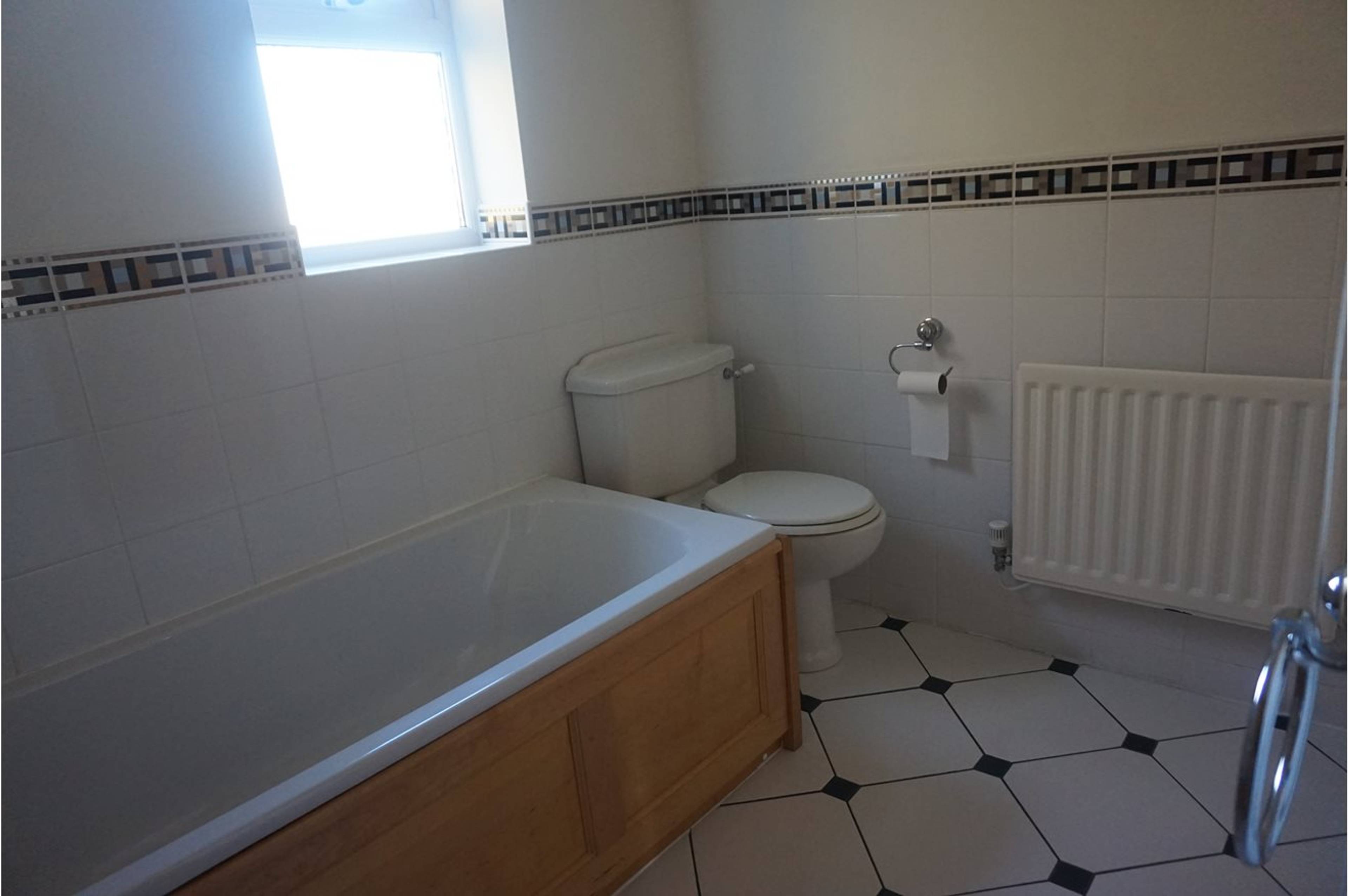 Jack & Jill En-suite