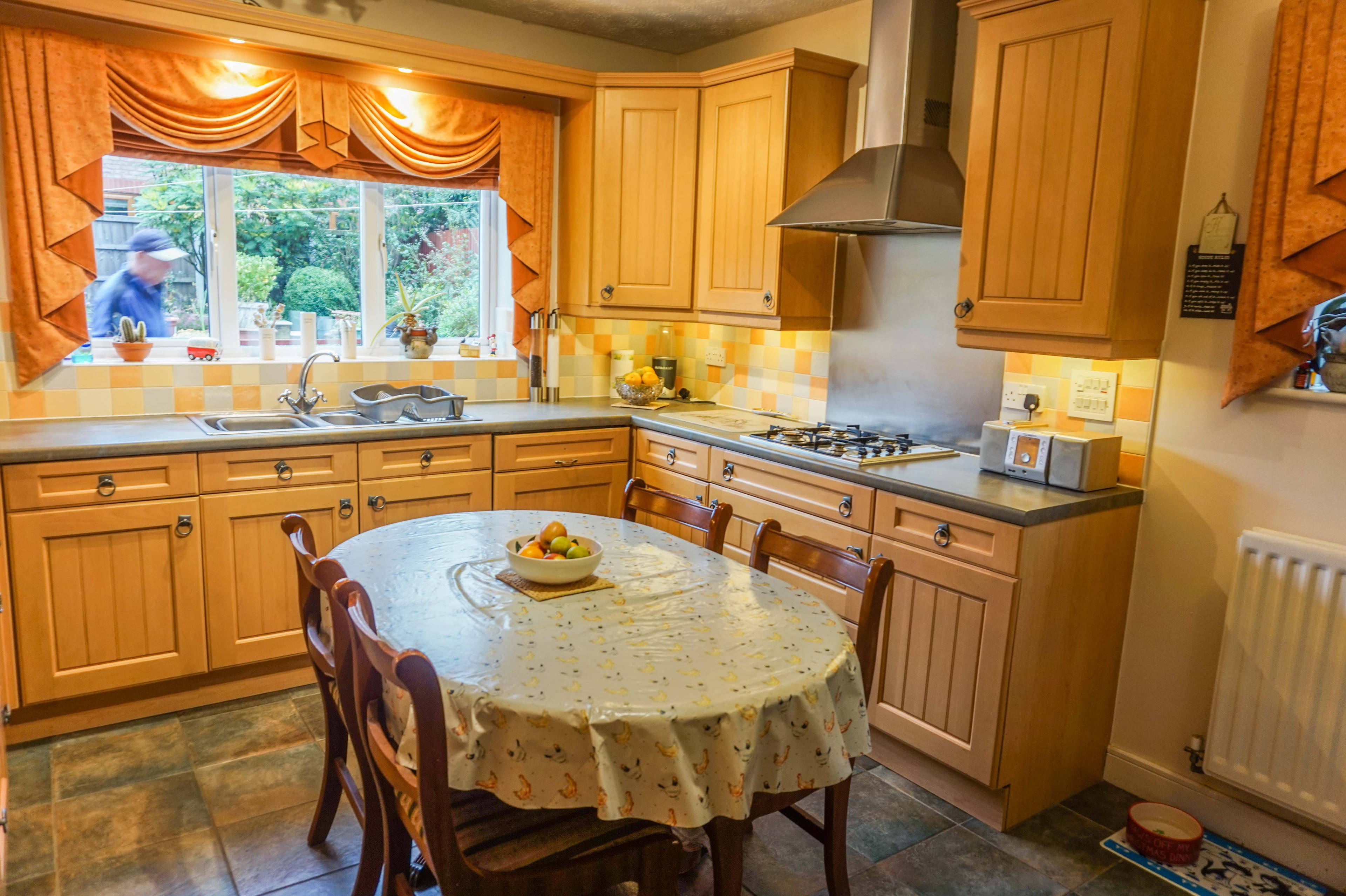 Kitchen/Breakfast